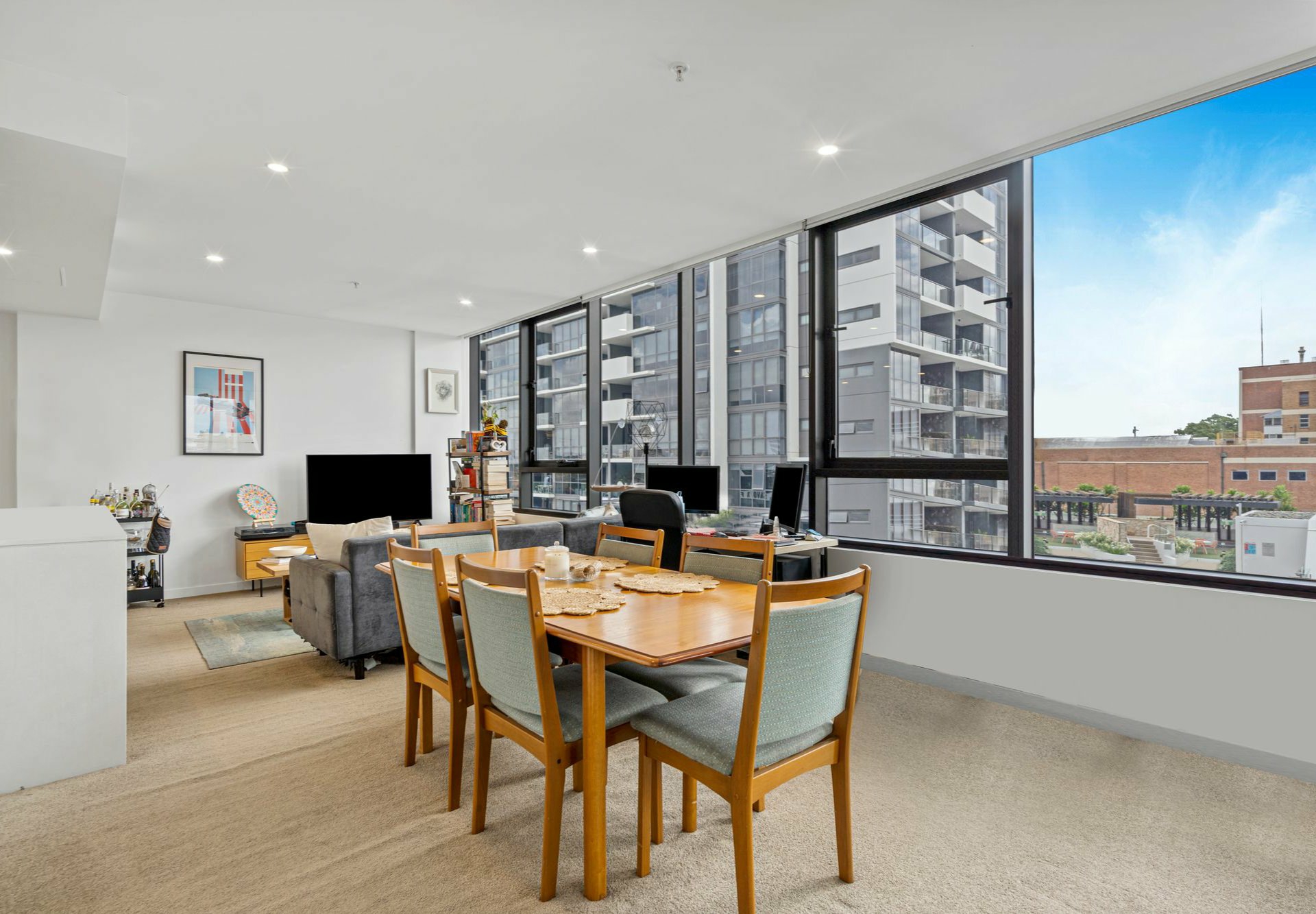 Unit 20701/22-36 Railway Terrace, MILTON