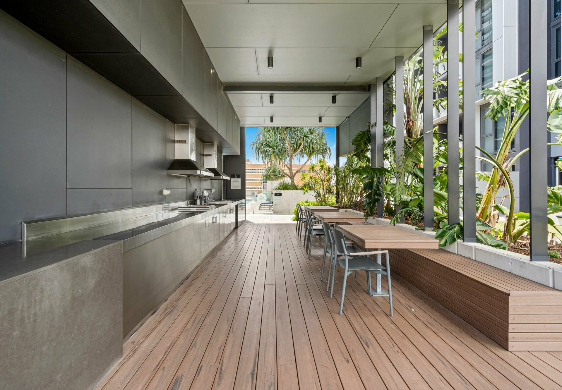 Unit 20701/22-36 Railway Terrace, MILTON