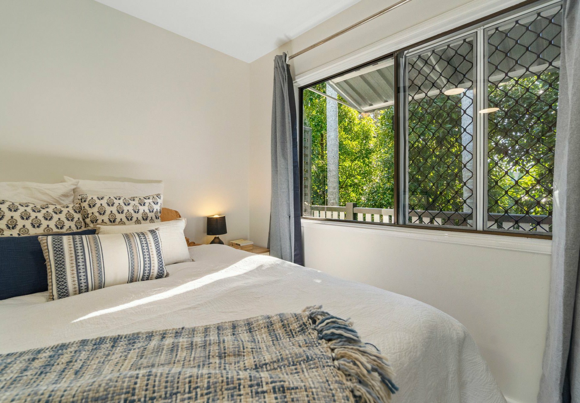 3/33 Yuletide Street, HOLLAND PARK WEST