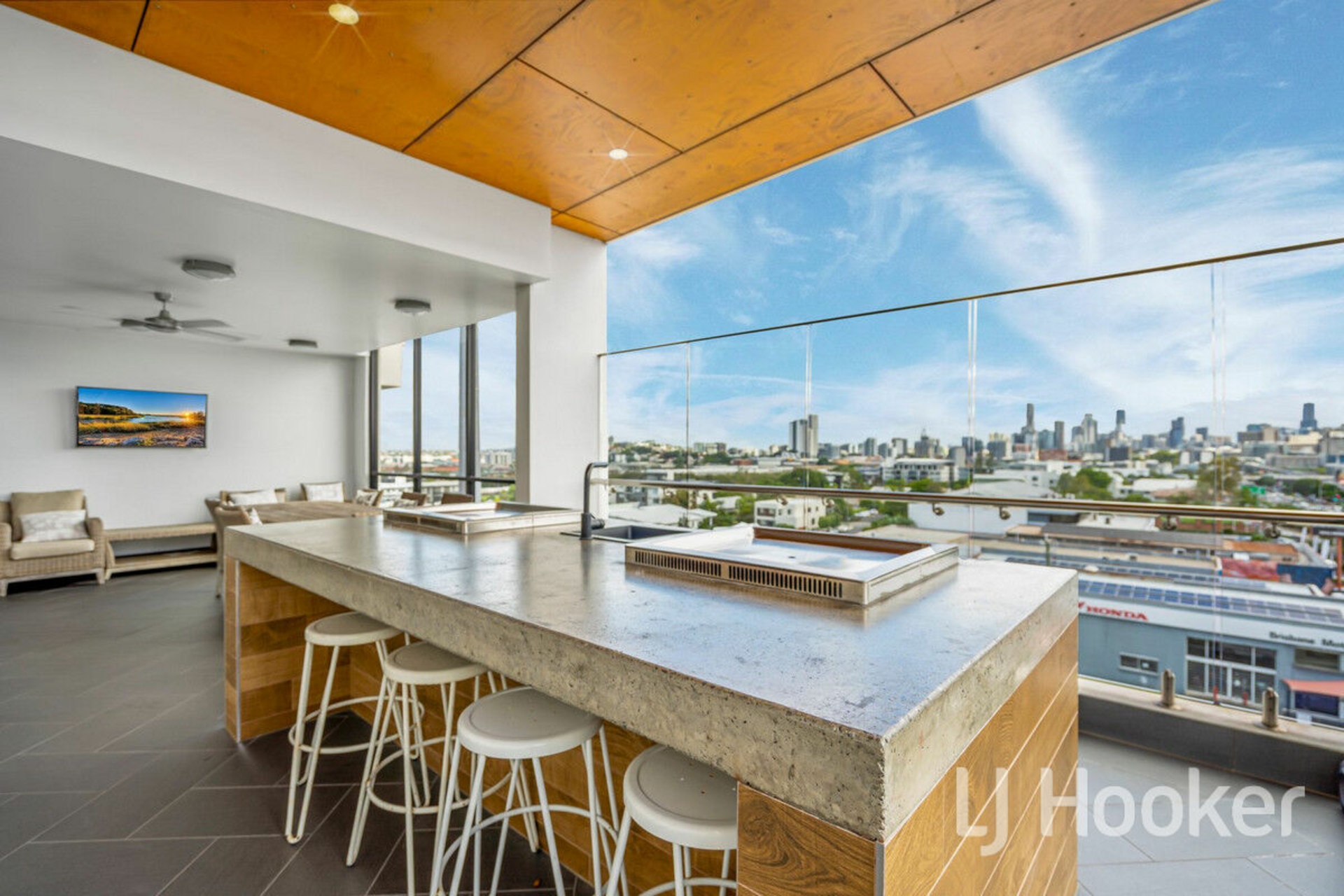 209/217 Lutwyche Road, WINDSOR