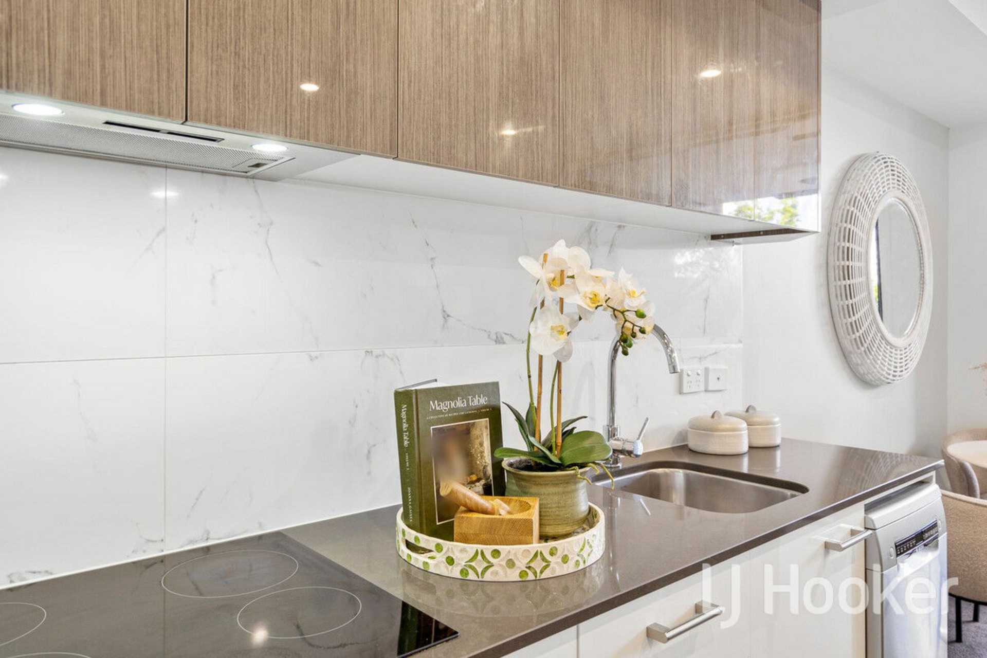 209/217 Lutwyche Road, WINDSOR