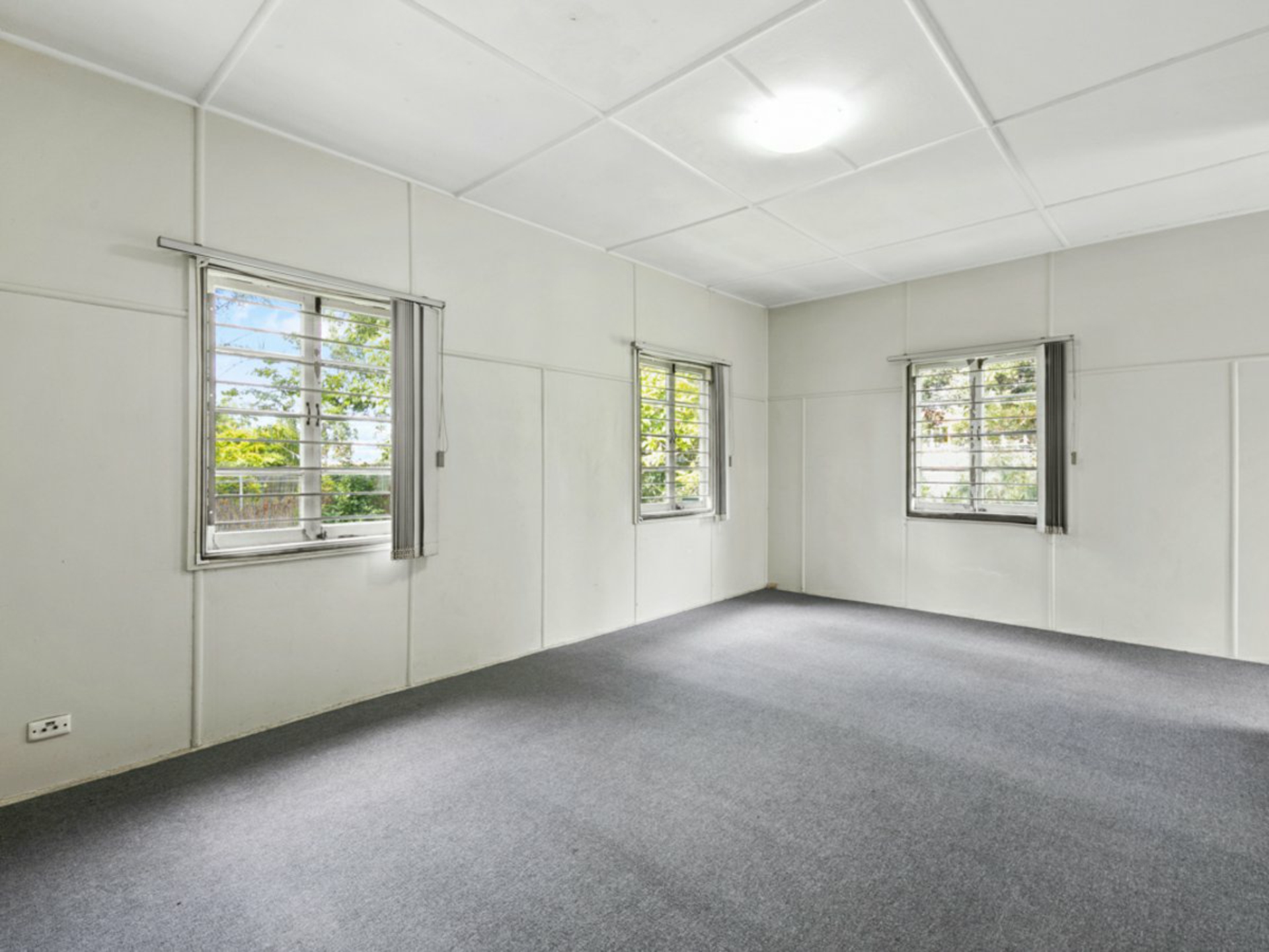 44 Orange Grove Road, COOPERS PLAINS