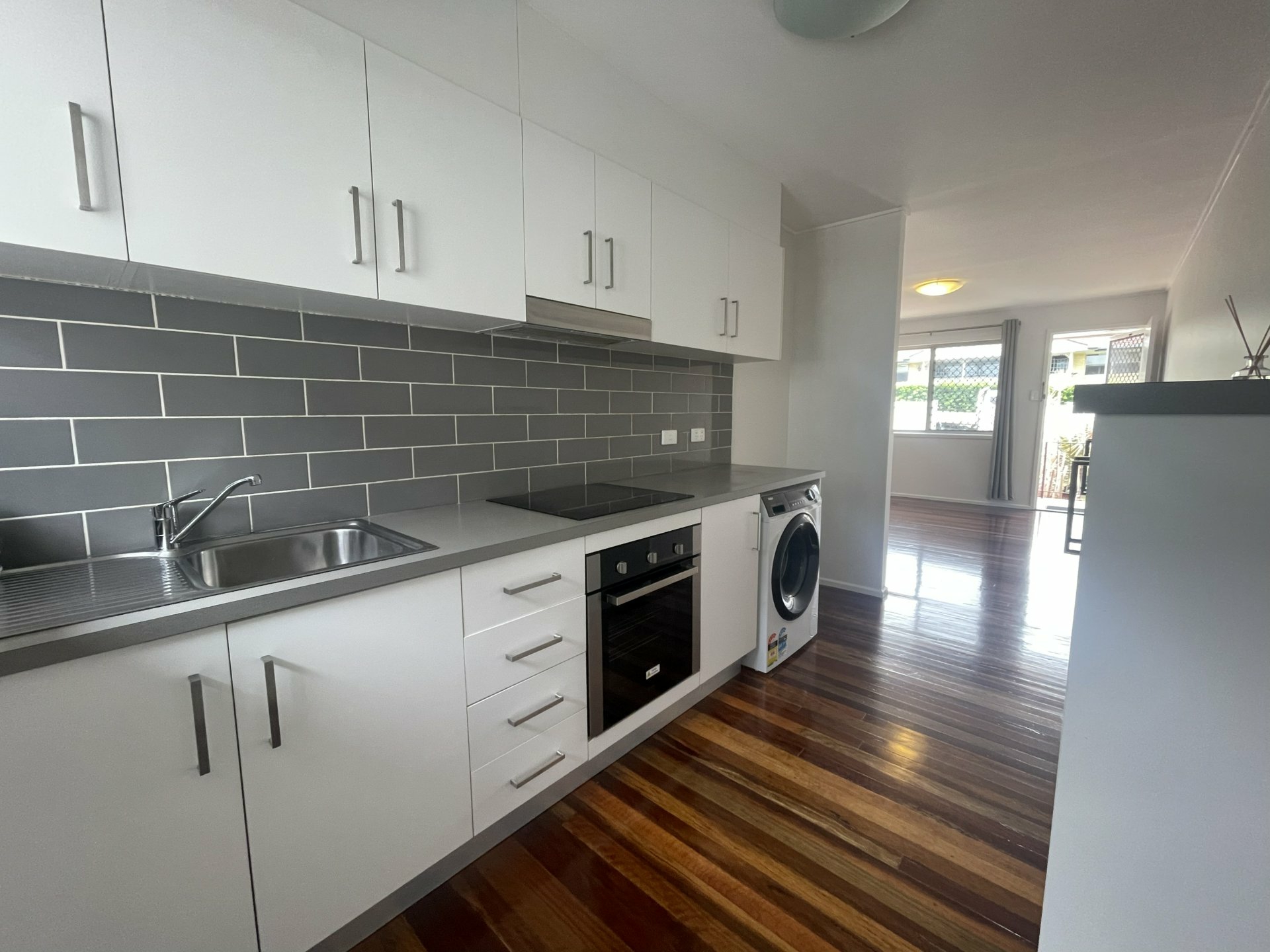 2/29 Cook Street, YERONGA