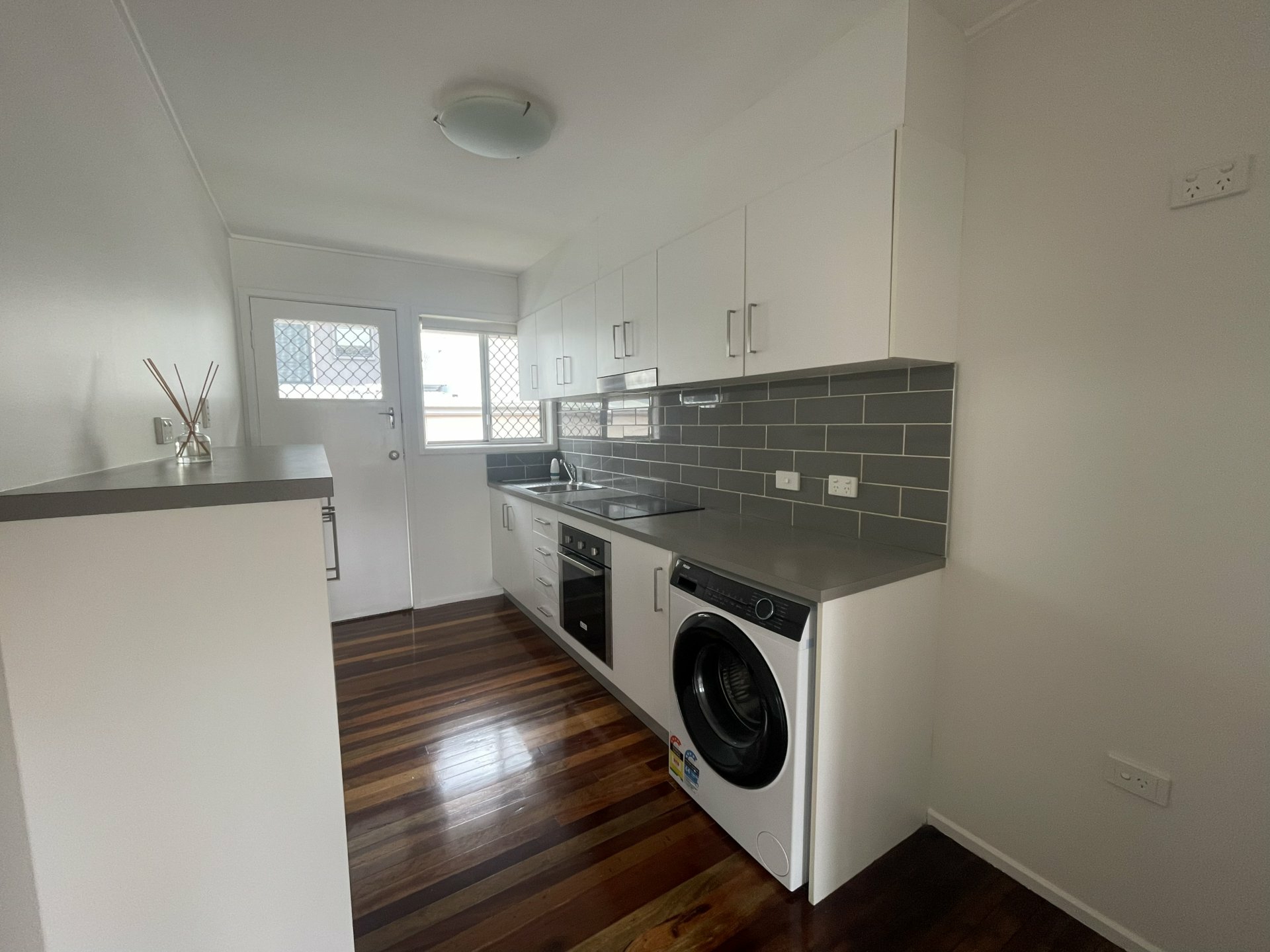 2/29 Cook Street, YERONGA