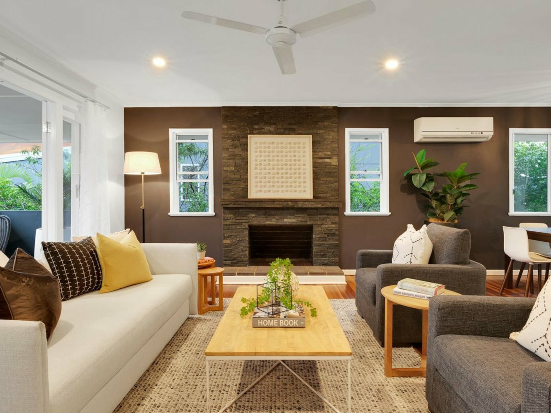 8 Eastment Street, BARDON
