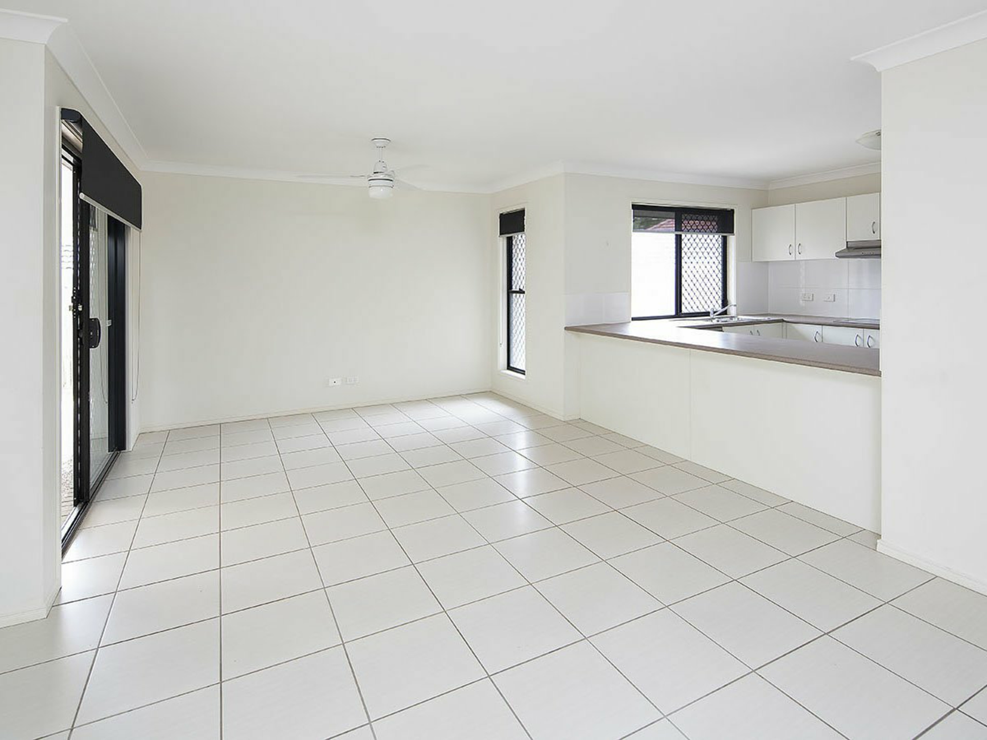 42 Sunshine Avenue, TARRAGINDI