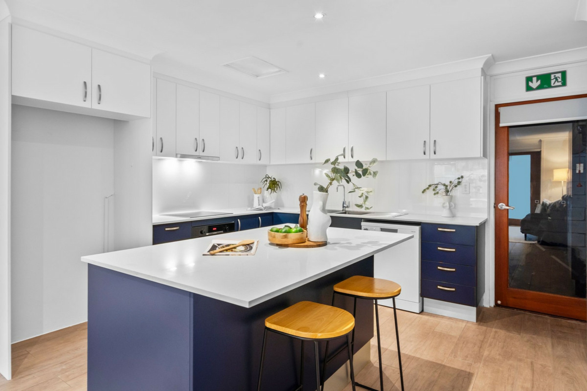 2/15 Park Road, YERONGA
