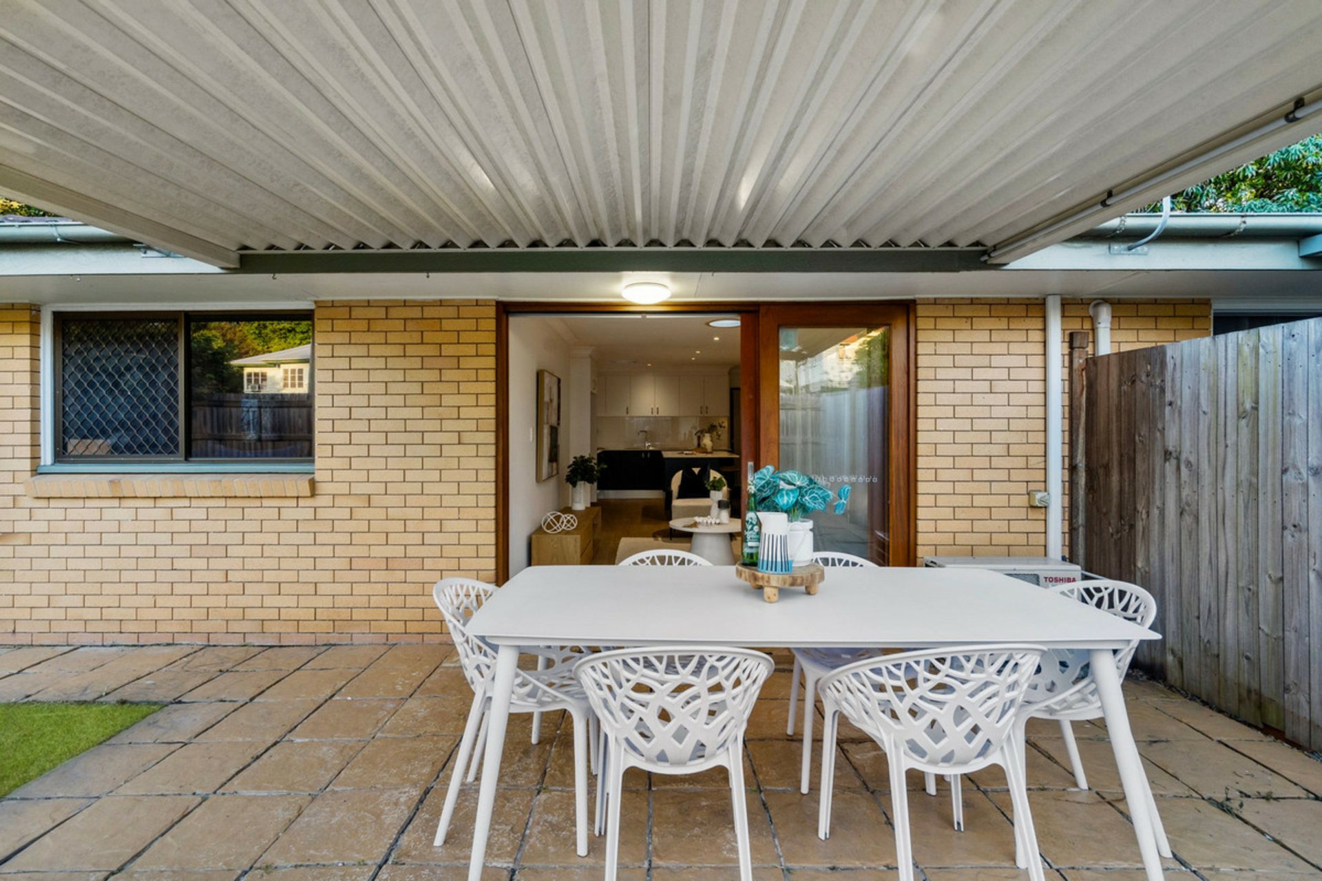 2/15 Park Road, YERONGA