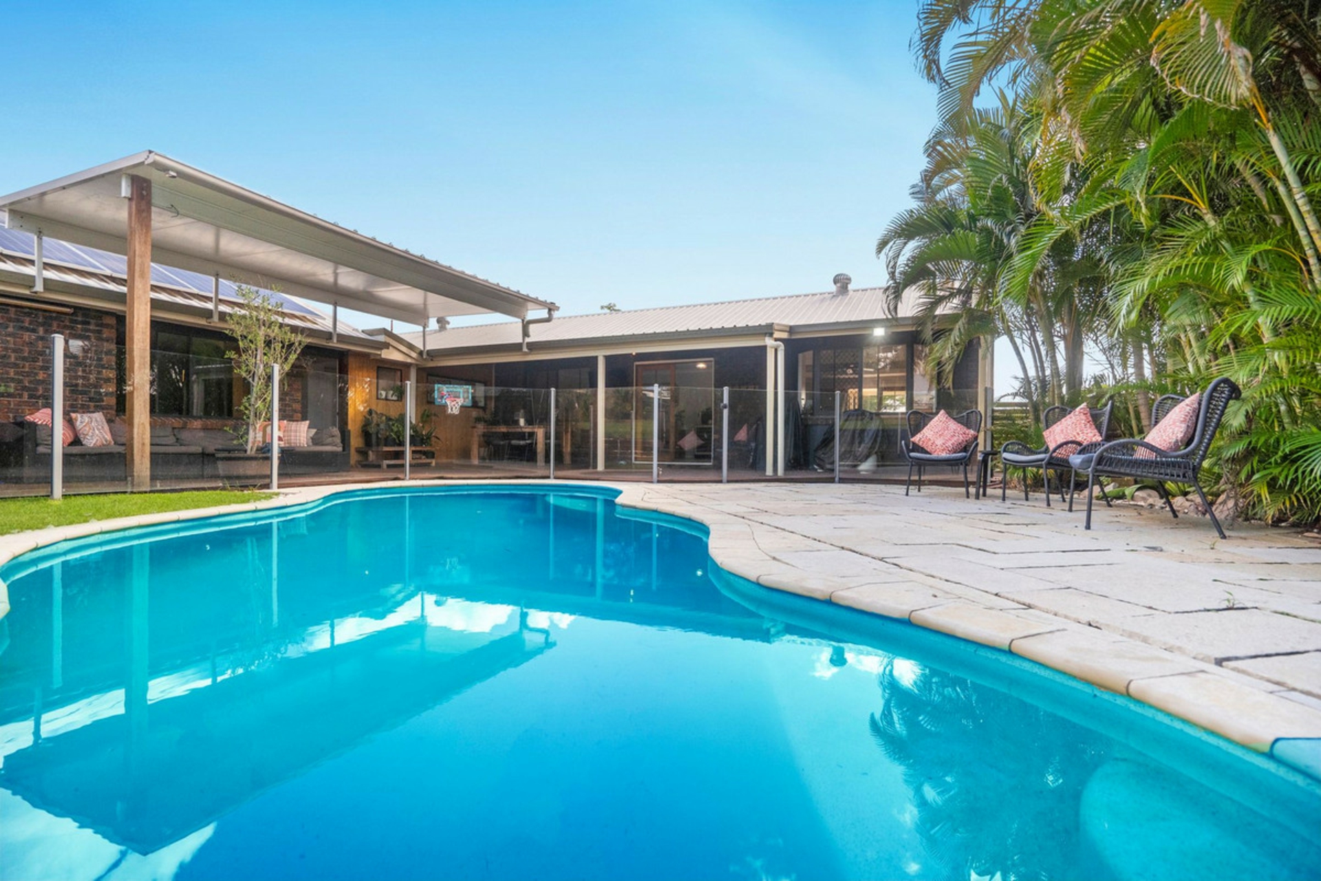 9 Min Min Court, DURACK