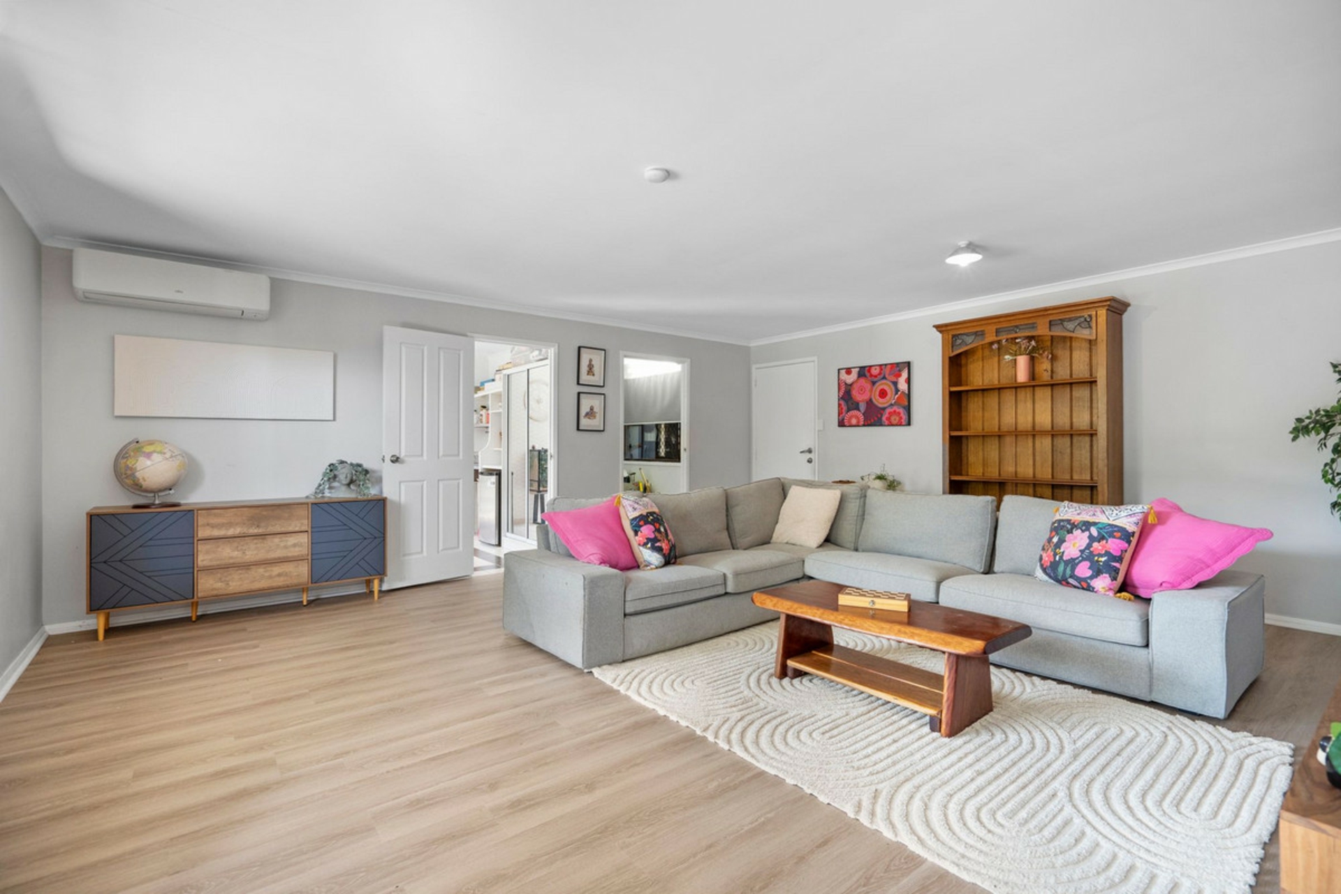 9 Min Min Court, DURACK