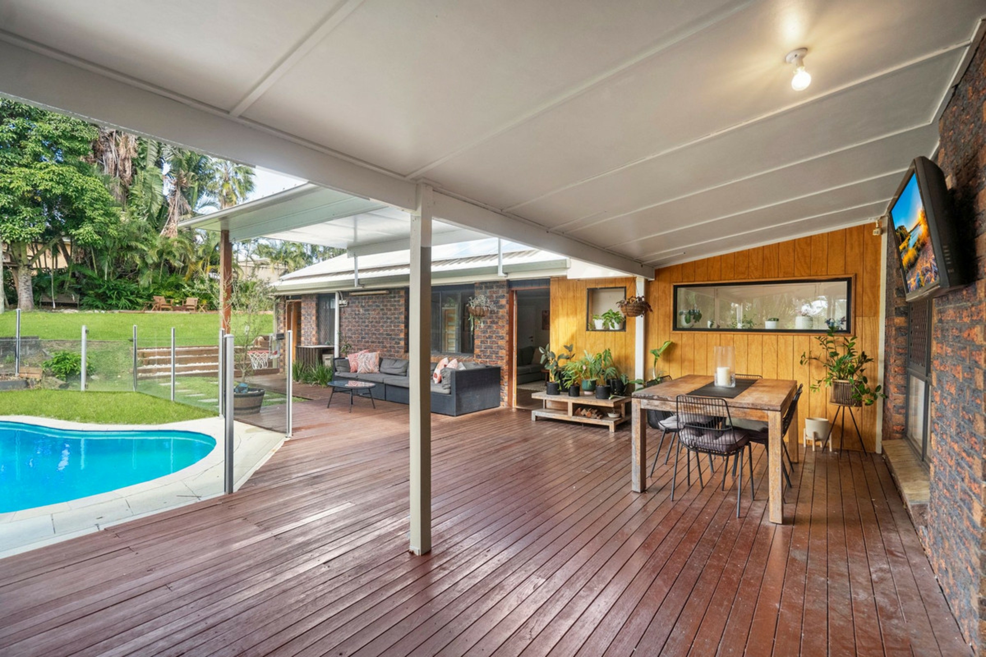 9 Min Min Court, DURACK