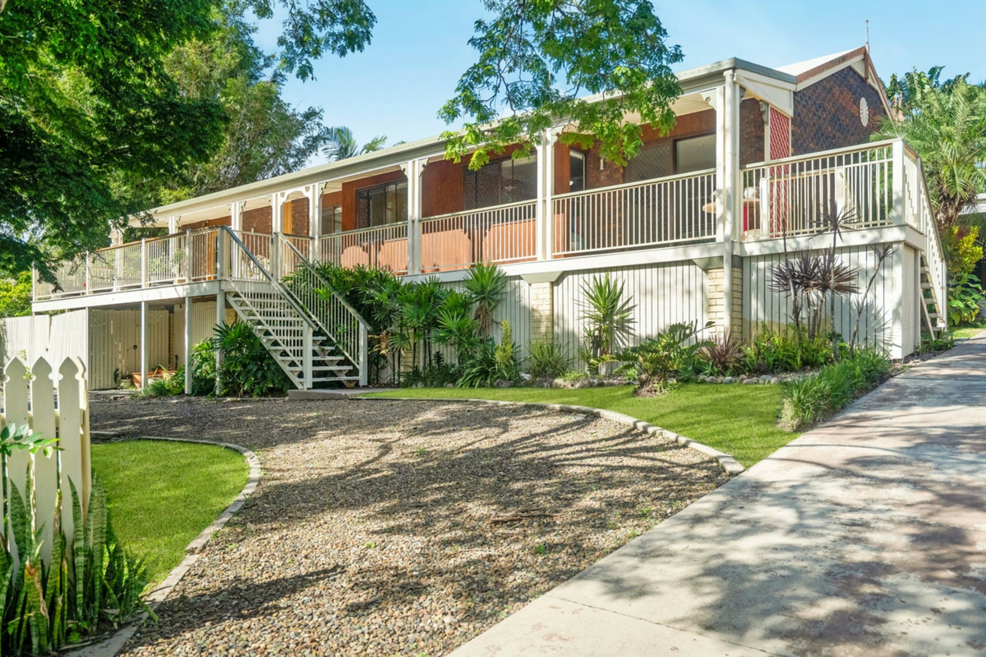 9 Min Min Court, DURACK