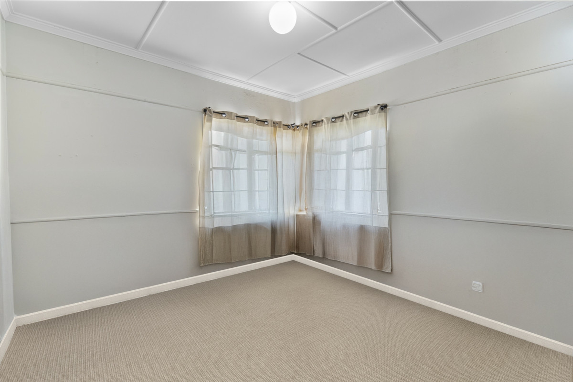 145 Ness Road, SALISBURY
