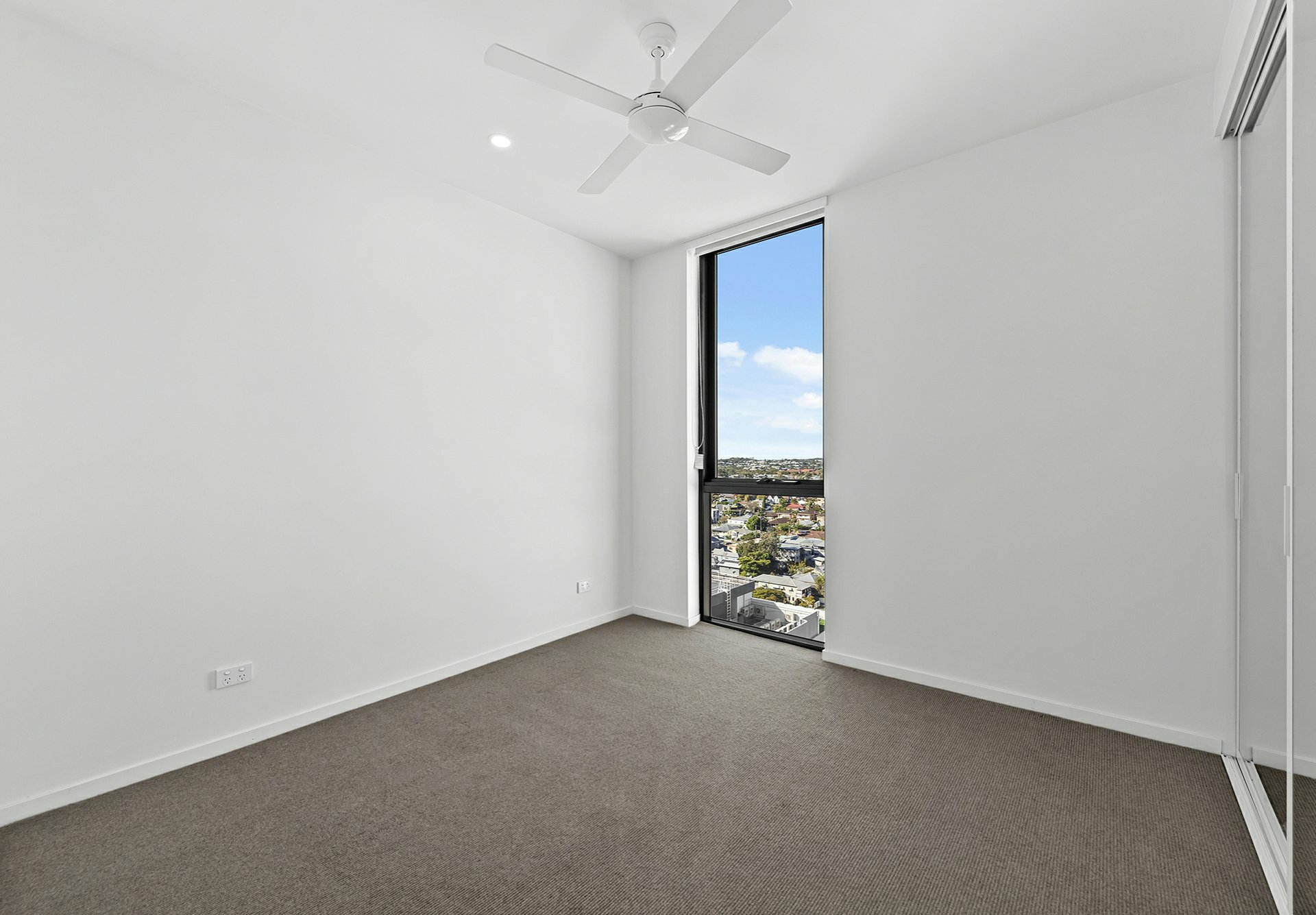 1503/18 Duke Street, KANGAROO POINT
