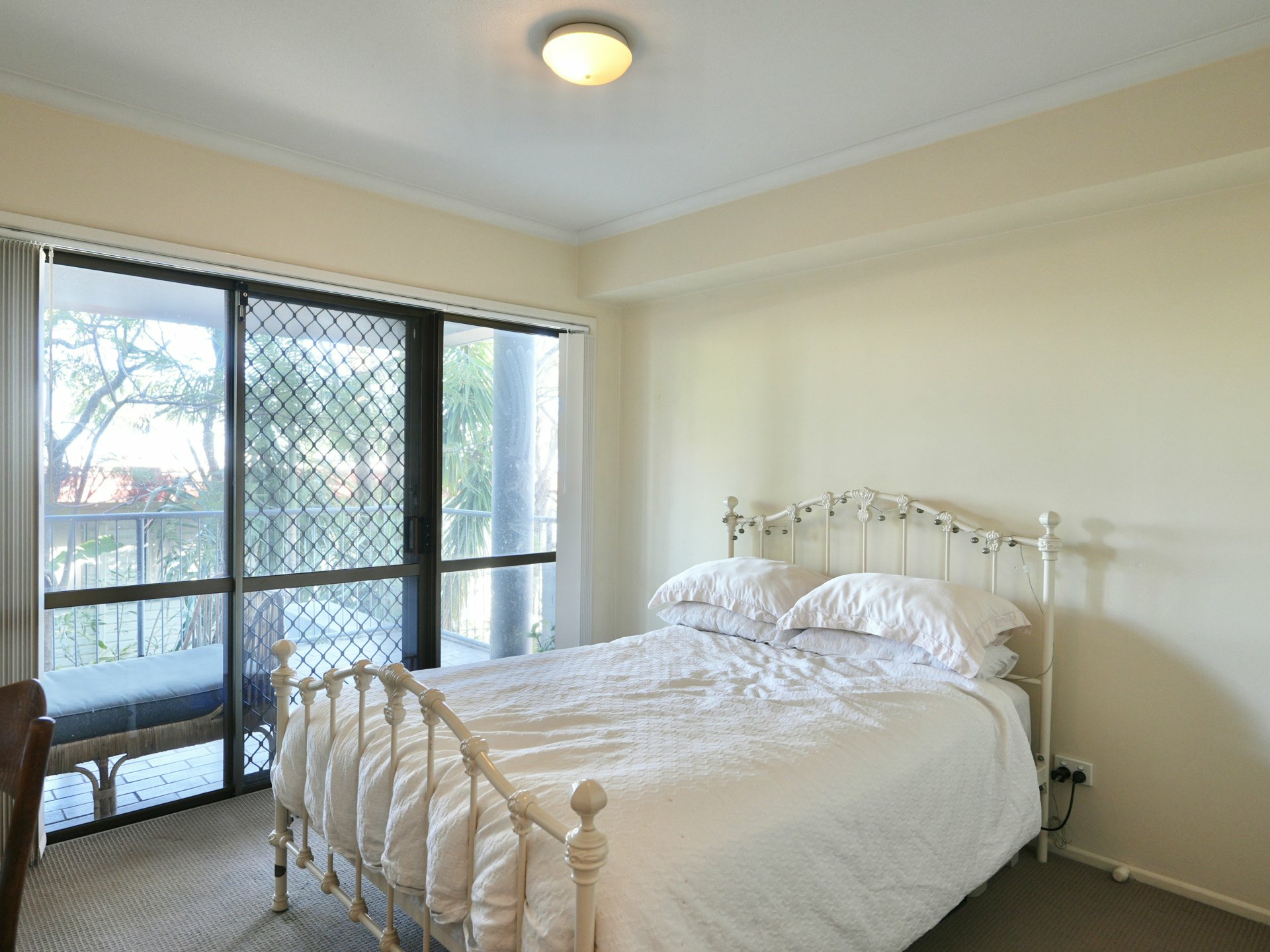 2/20 Chester Street, HIGHGATE HILL