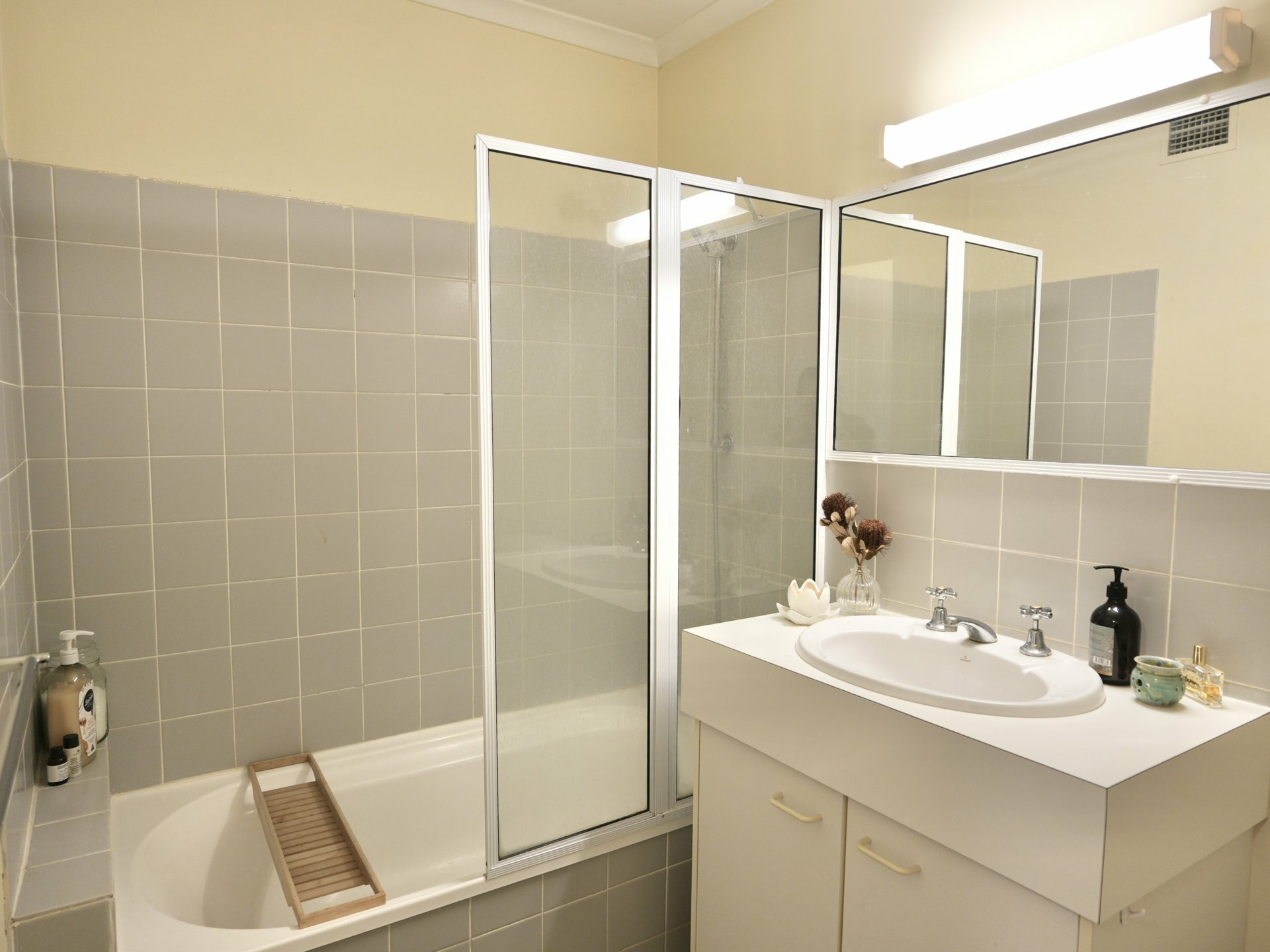 2/20 Chester Street, HIGHGATE HILL