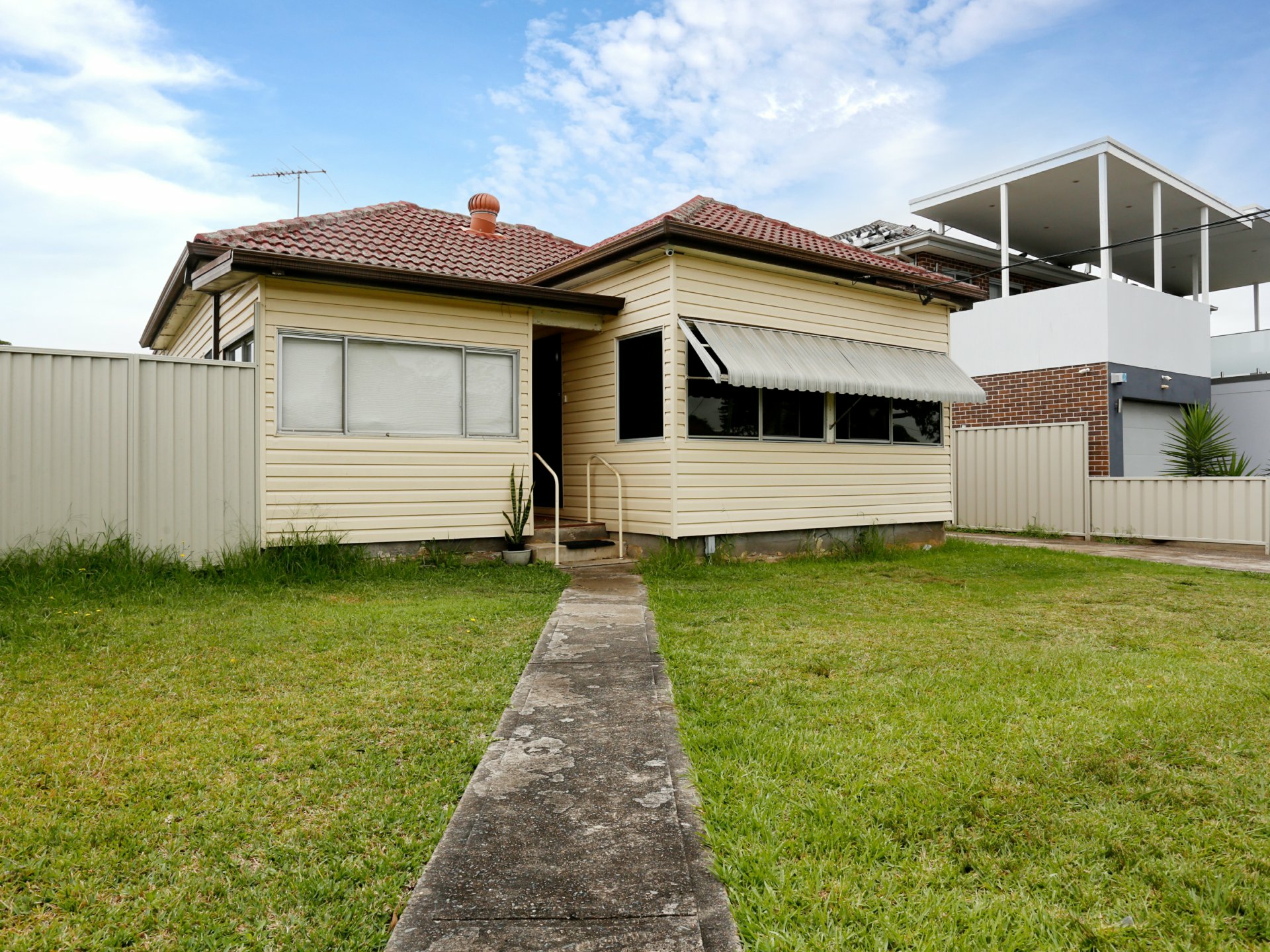 22 Fourth Ave, Condell Park