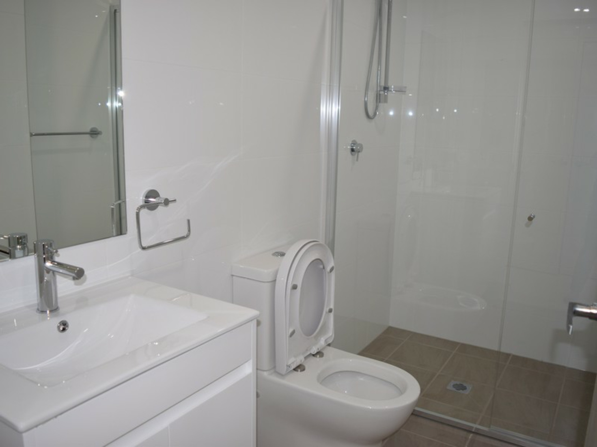 502/21-25 Leonard Street — photo 9 of 11
