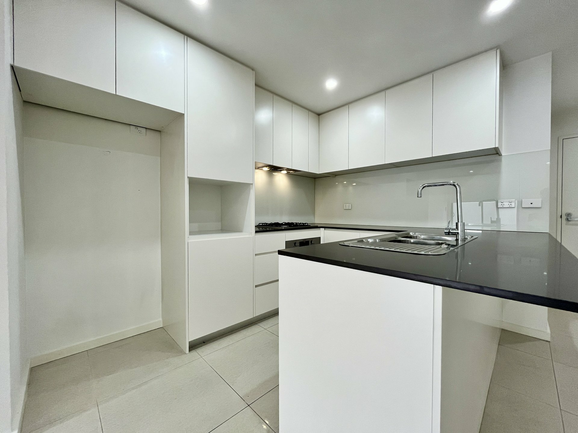 407/41 Leonard Street, BANKSTOWN