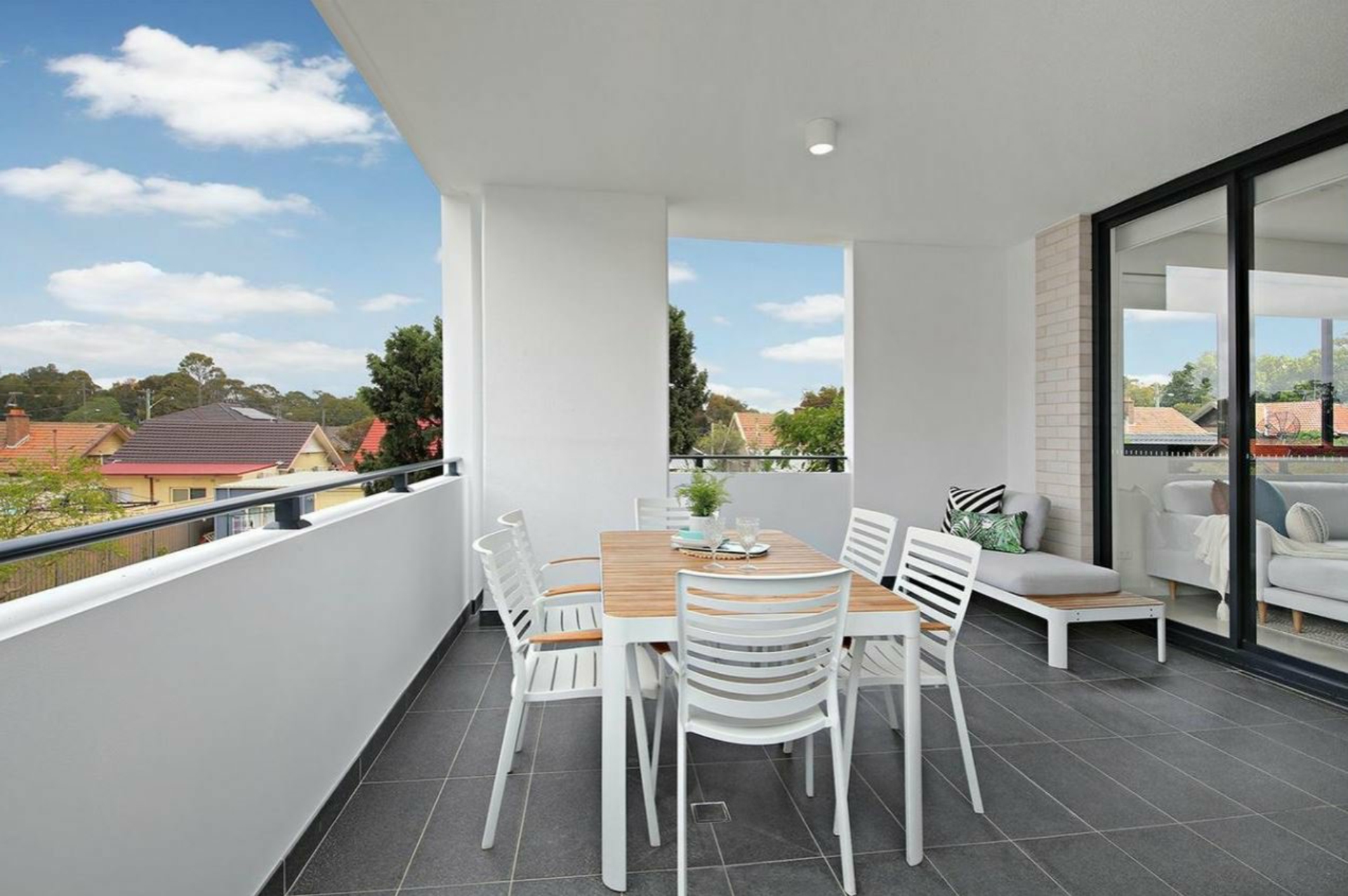 407/41 Leonard Street, BANKSTOWN