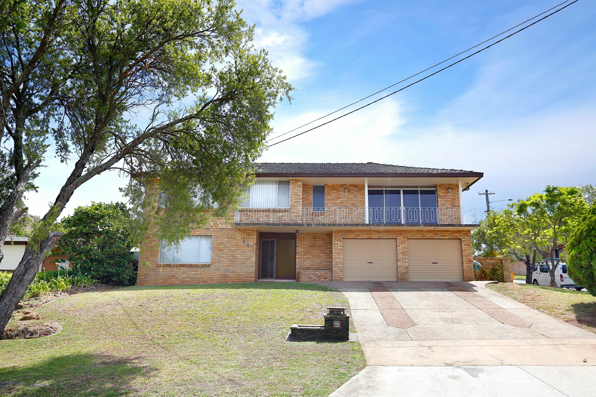 38 Kurrajong Ave Georges Hall NSW