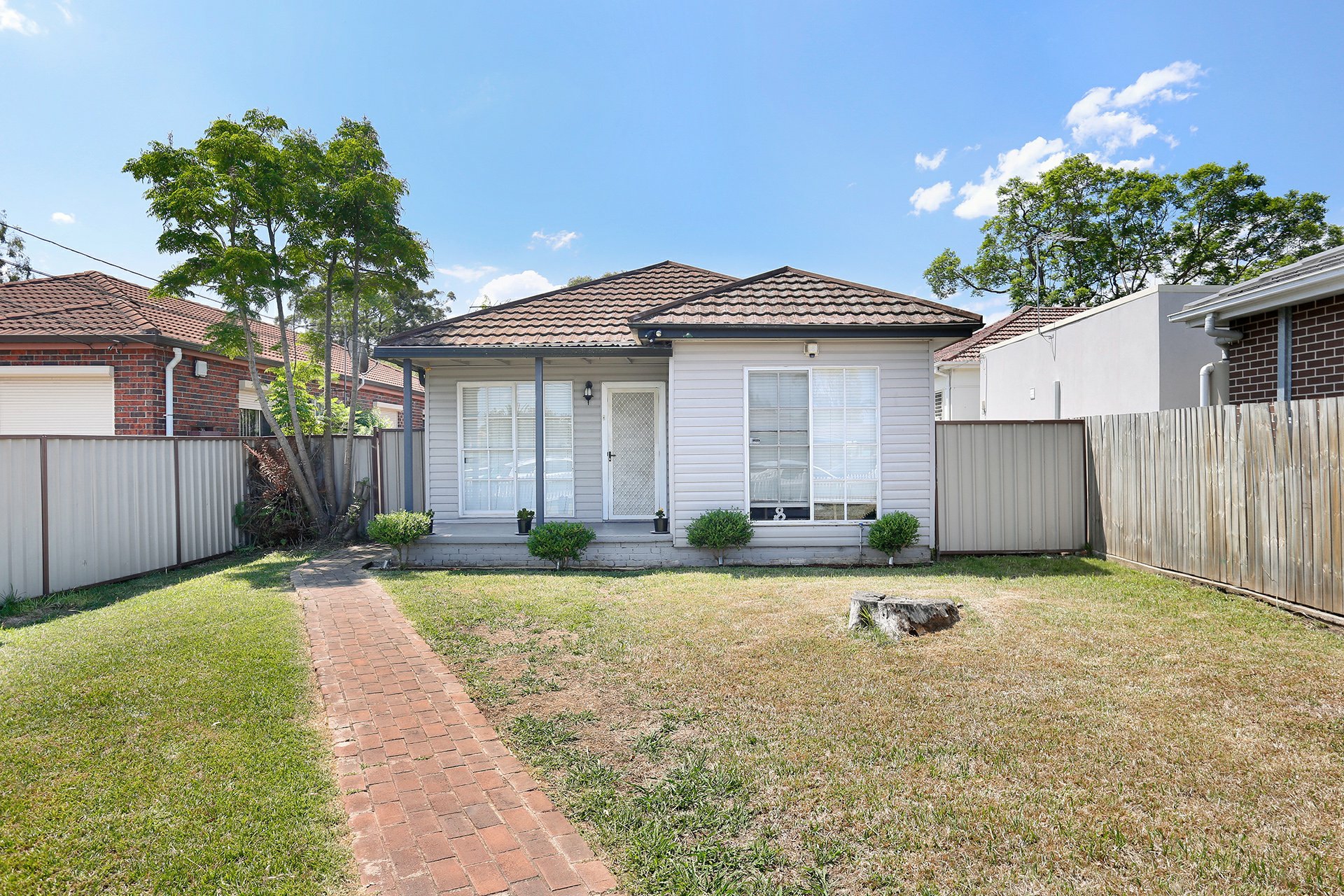54 Endeavour Road, Georges Hall