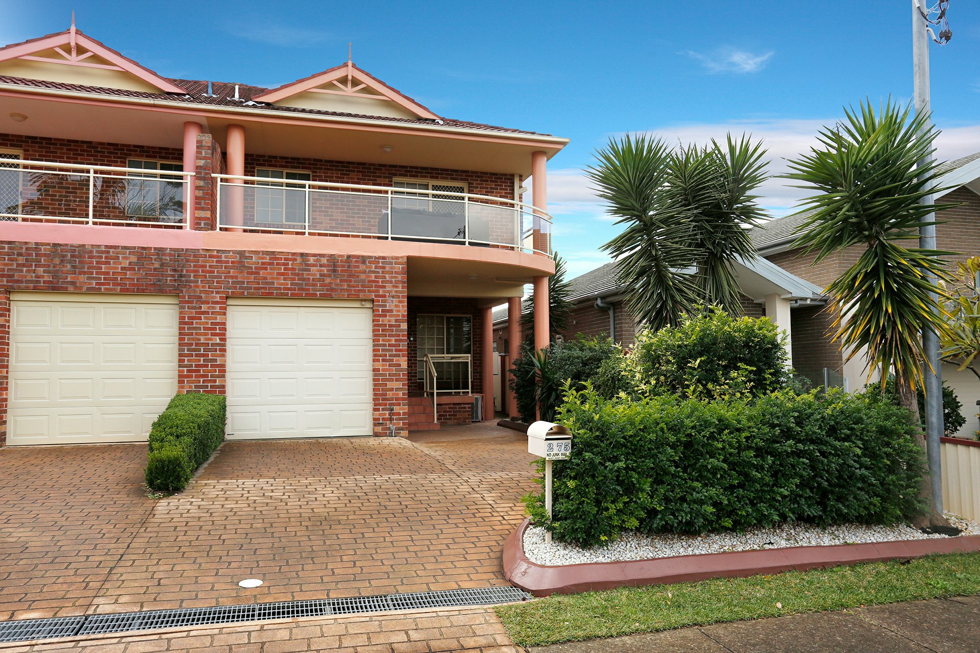 2/75 Chaseling Street Greenacre NSW
