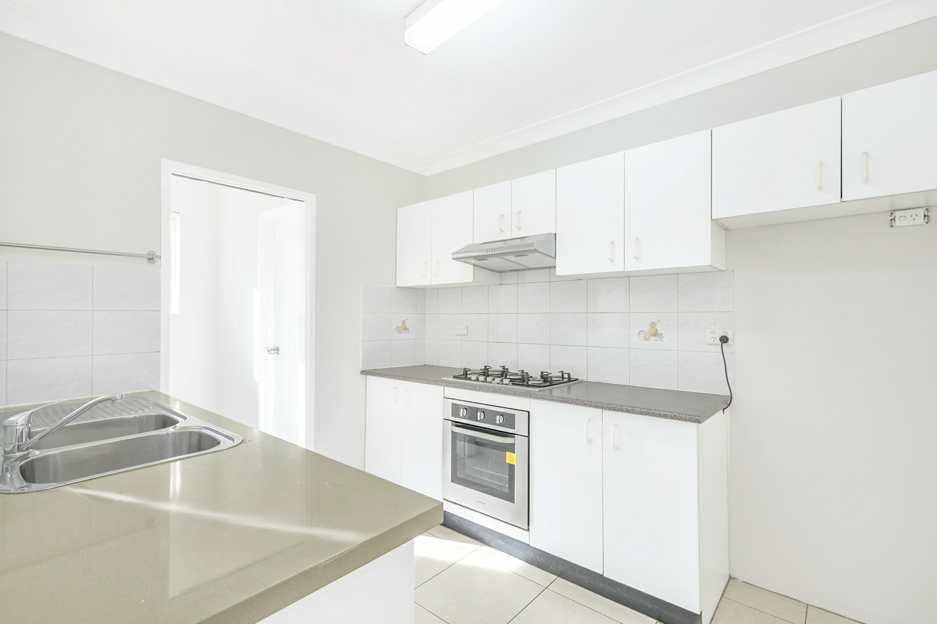 2/90 Highclere Avenue, PUNCHBOWL