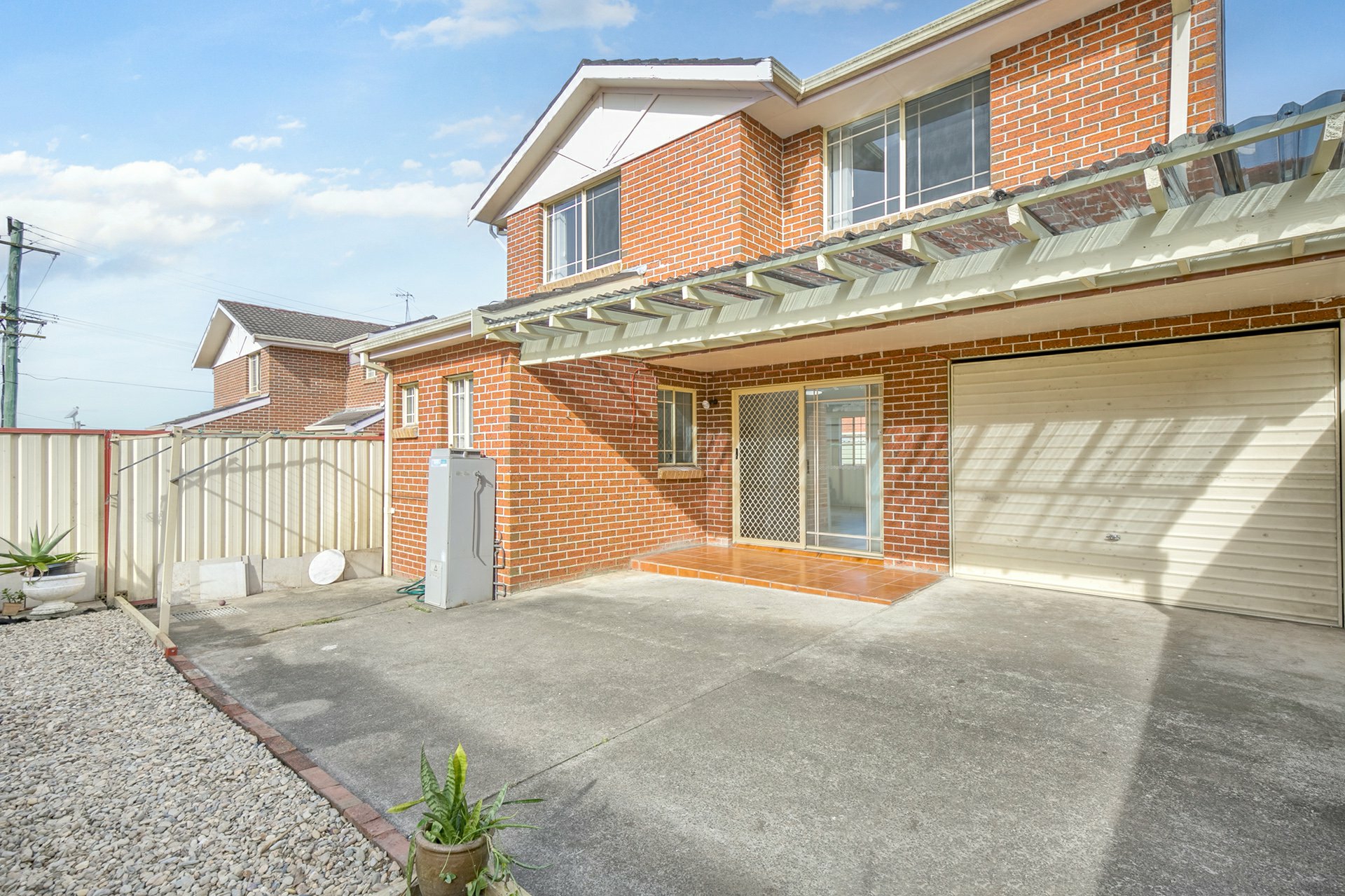 2/90 Highclere Avenue, PUNCHBOWL