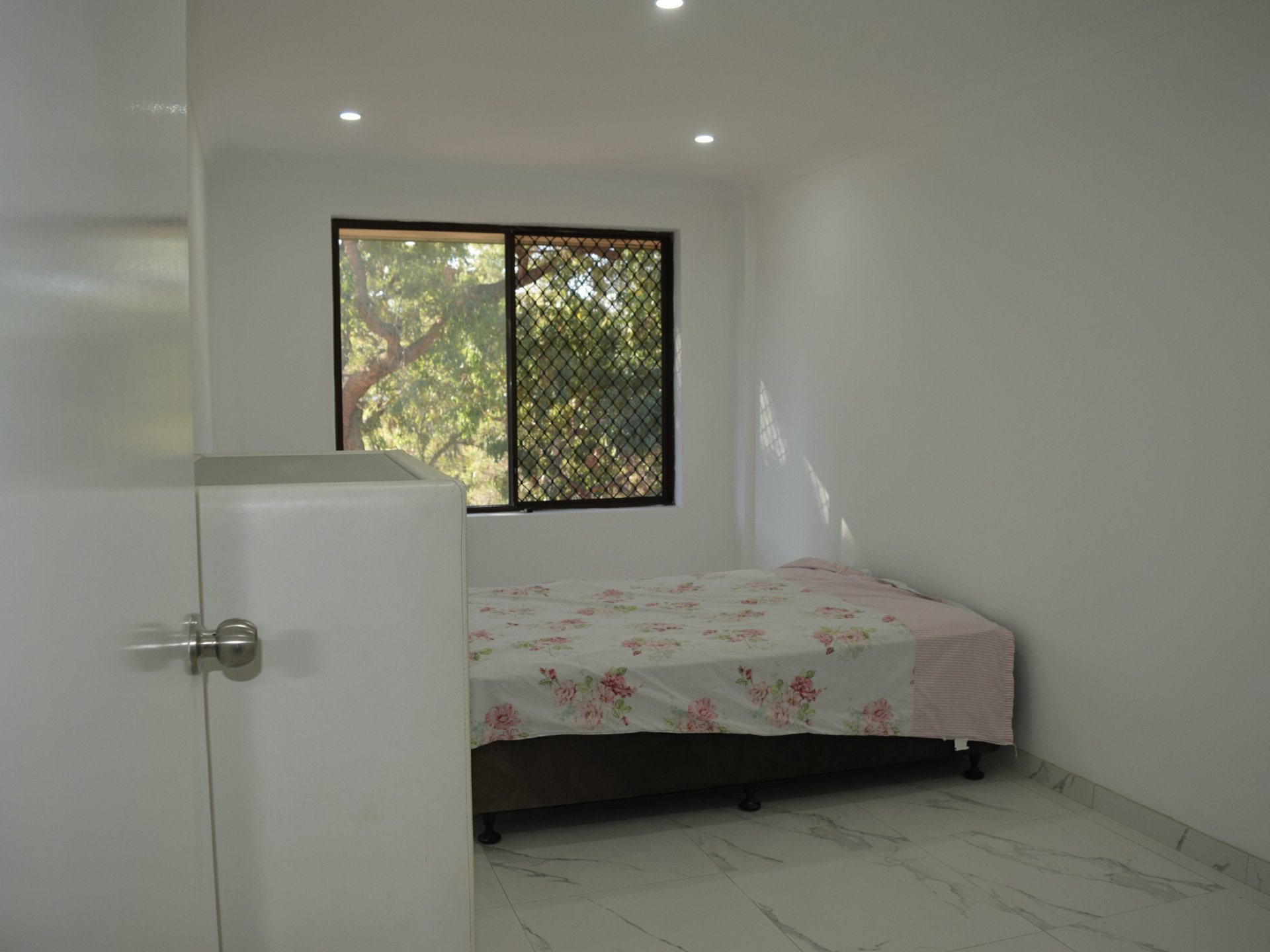 37/8-12 HIXSON STREET, BANKSTOWN