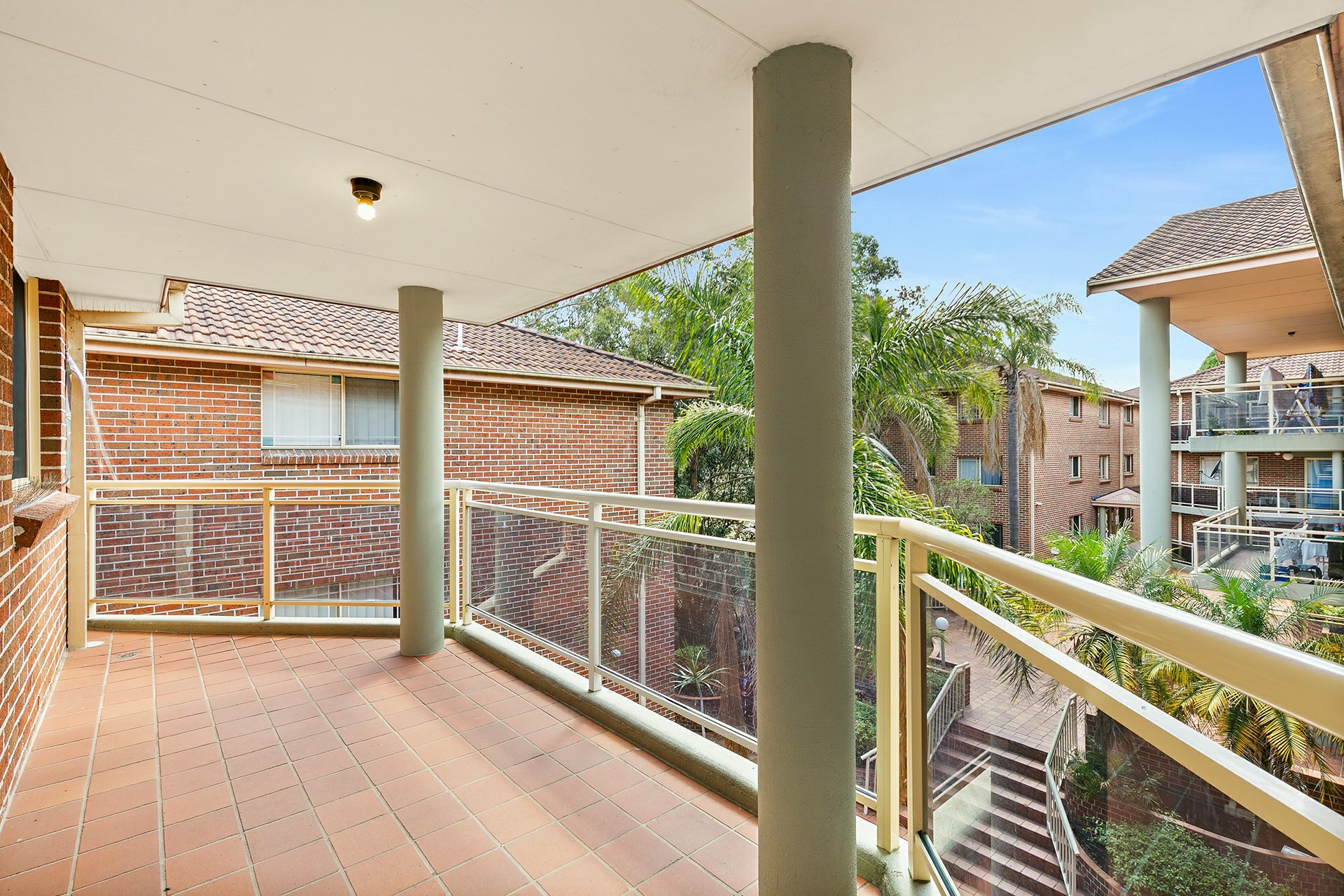 27/6-10 Sir Joseph Banks Street, BANKSTOWN