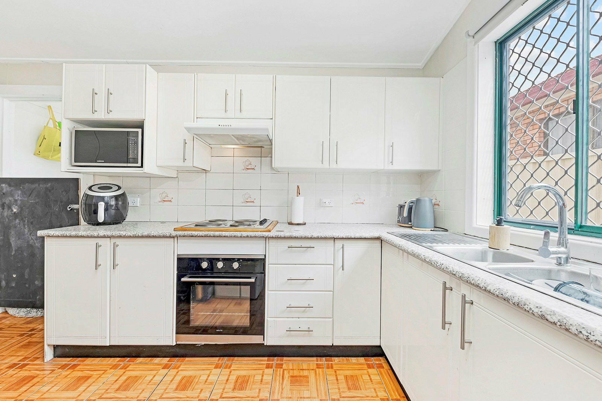 11 Clarence Street, CONDELL PARK