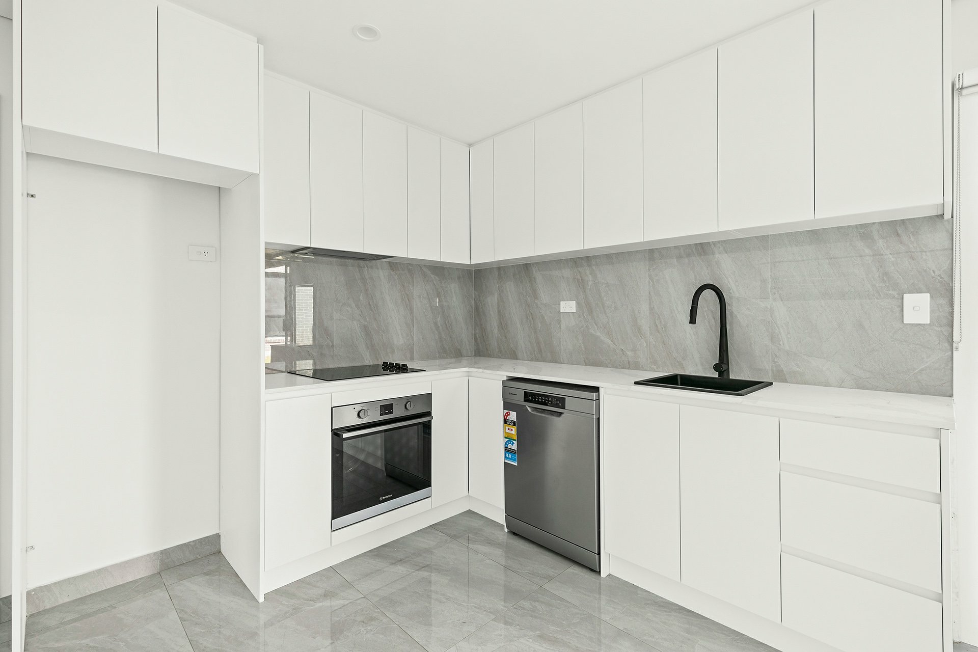 1/231 Henry Lawson Drive, GEORGES HALL
