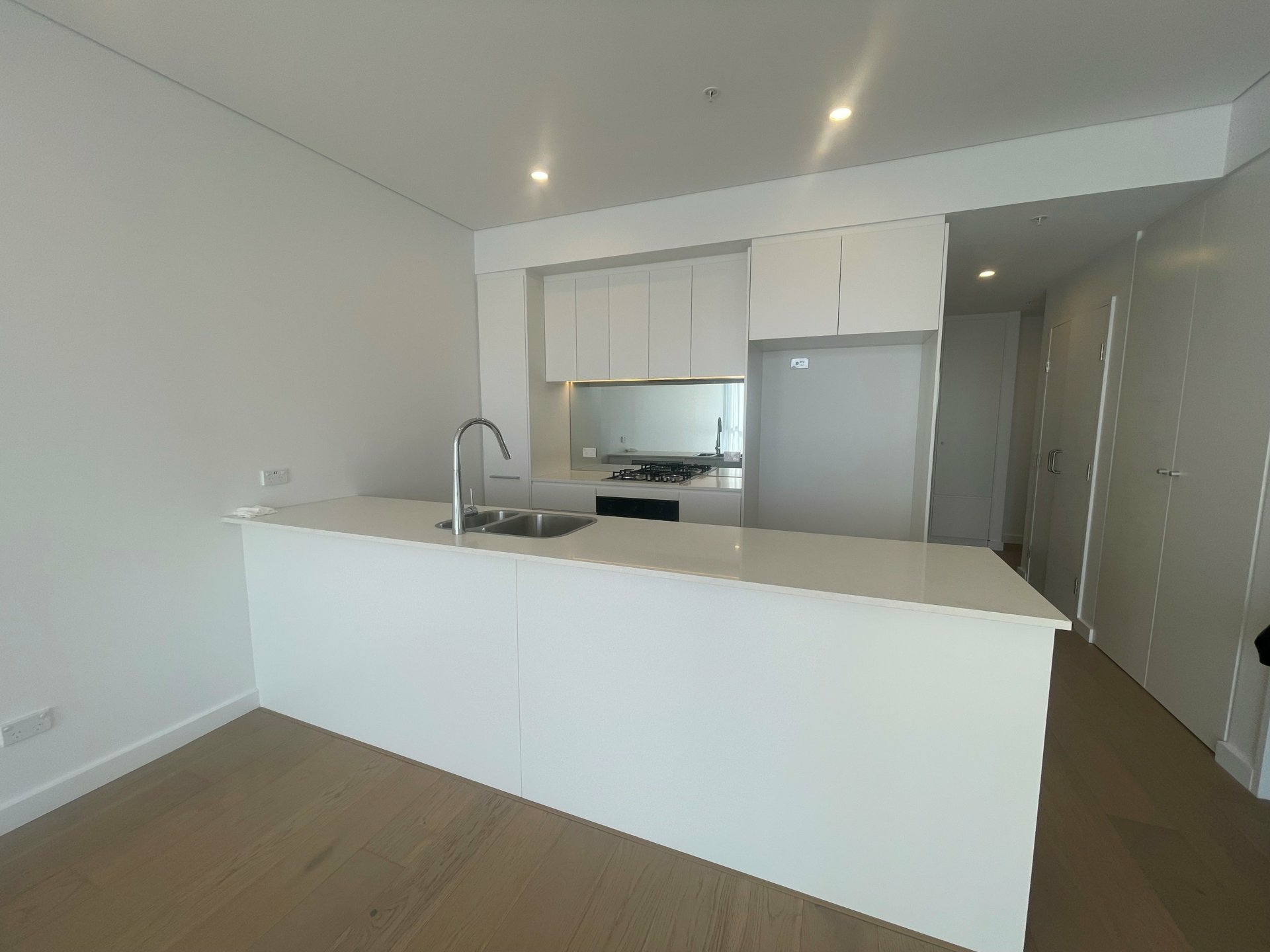 36 Kitchener Parade, BANKSTOWN