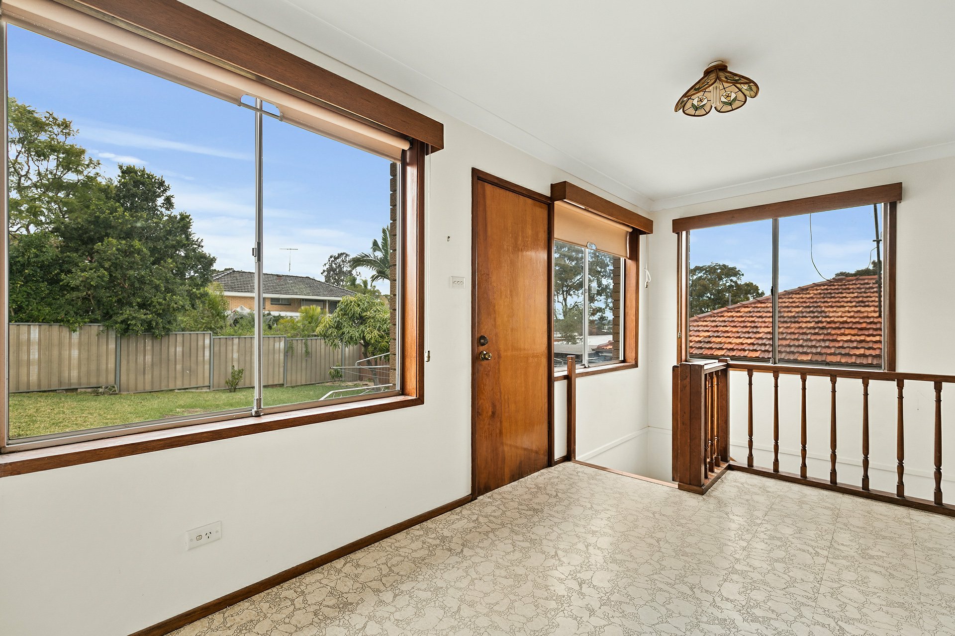6 Cumberland Avenue, GEORGES HALL
