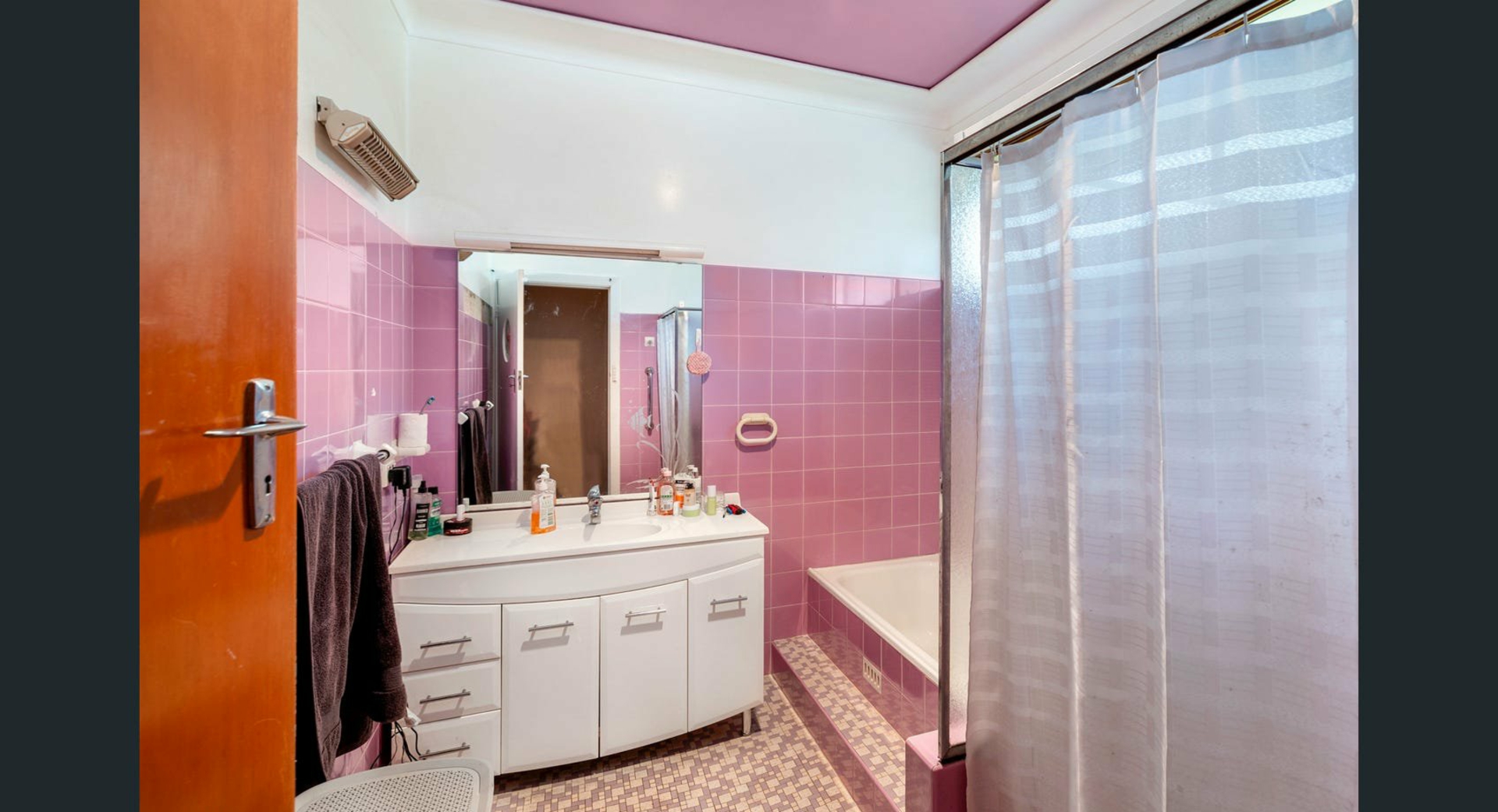 756 Henry Lawson Drive, PICNIC POINT