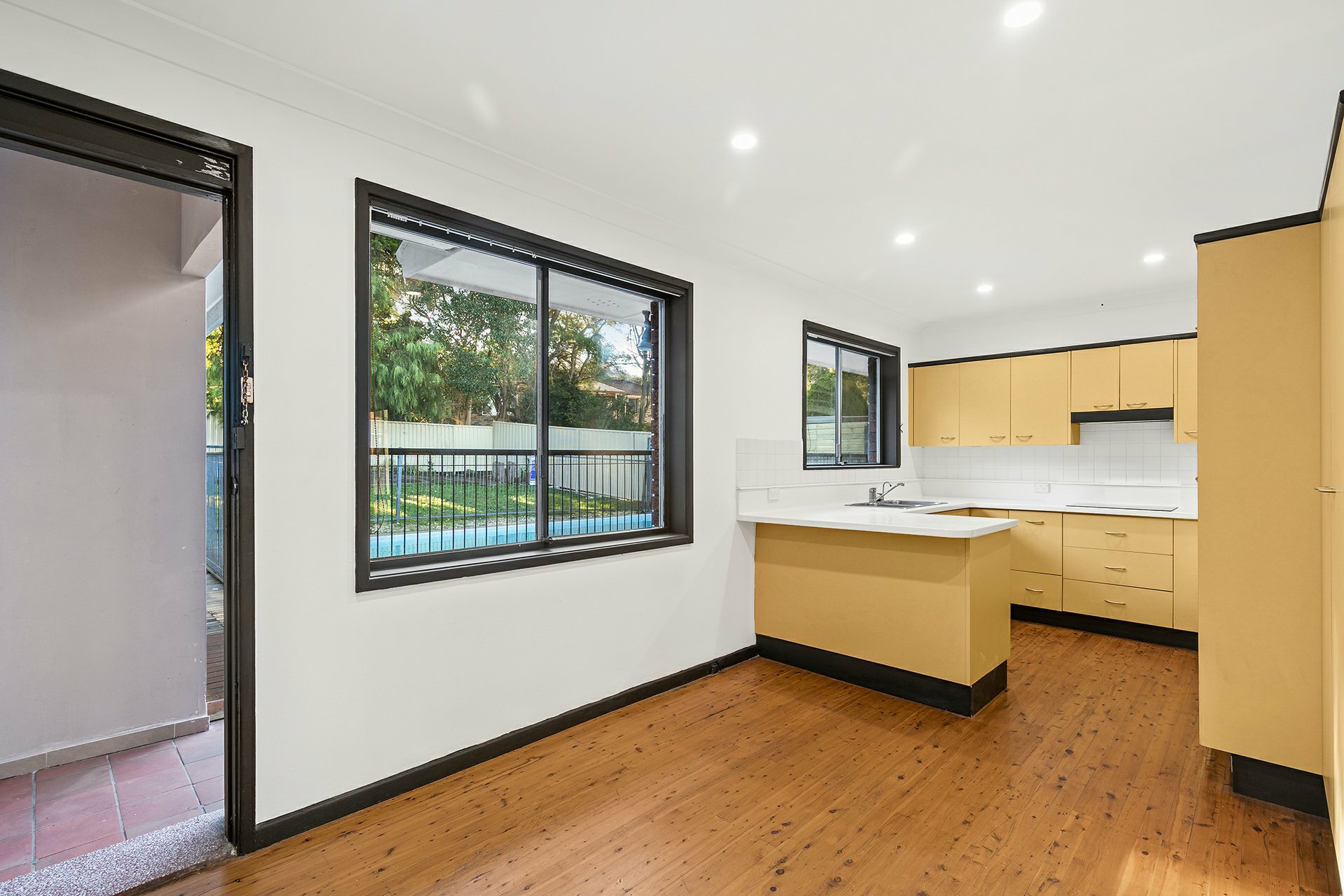 62 Caroline Crescent, GEORGES HALL