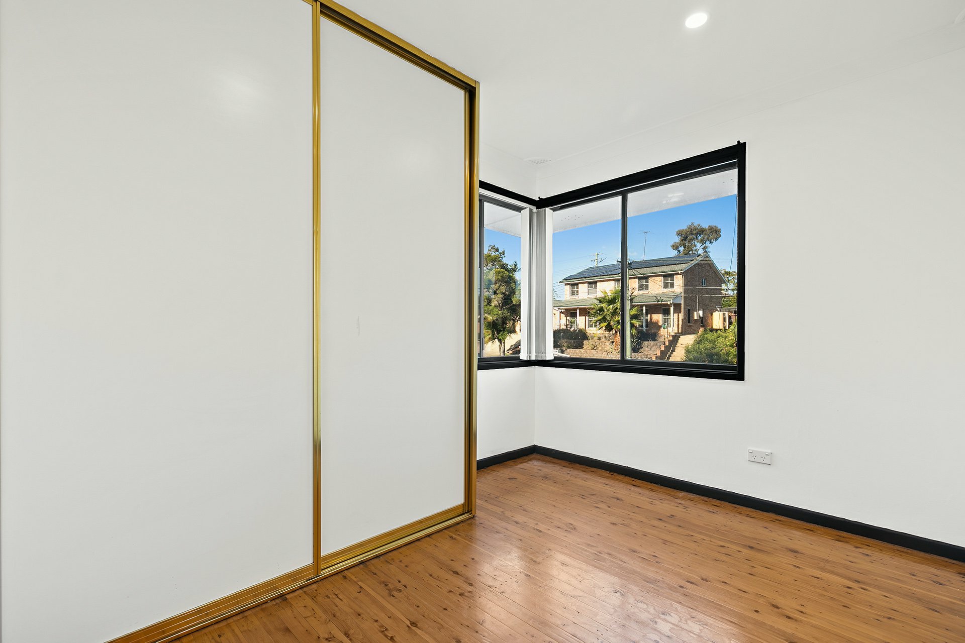 62 Caroline Crescent, GEORGES HALL