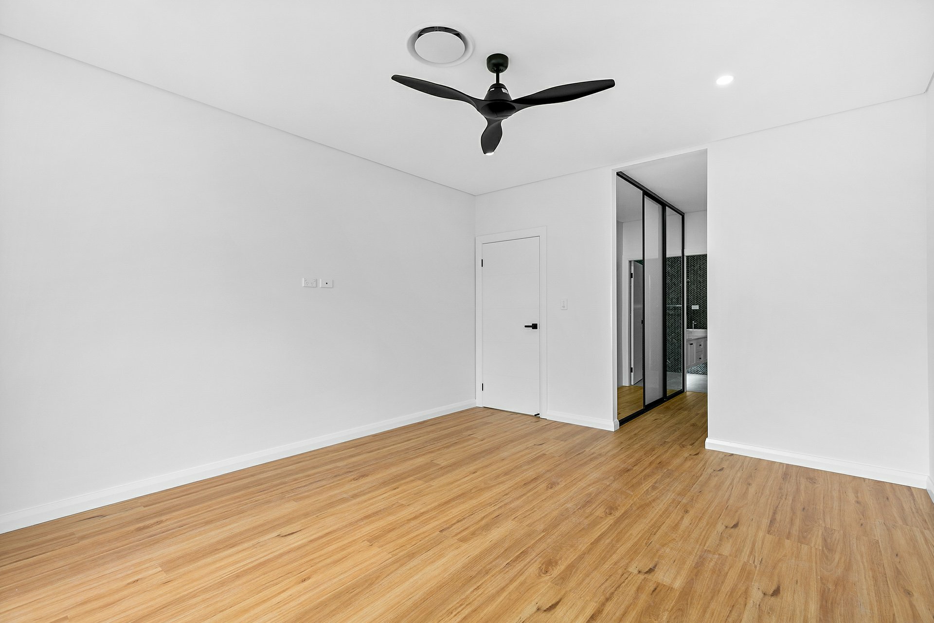 54B Market Street, MOOREBANK