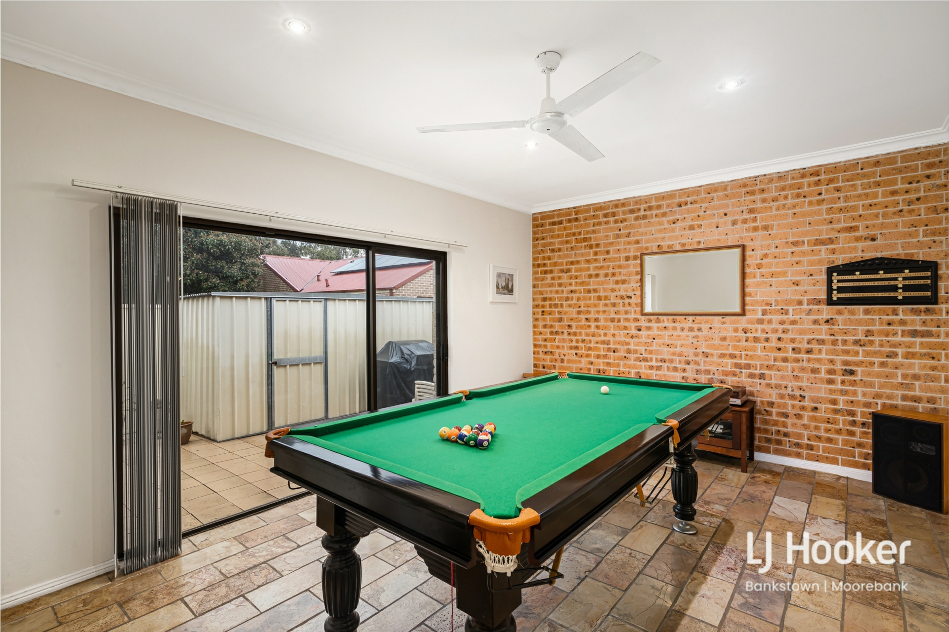27 Ancura Court, WATTLE GROVE
