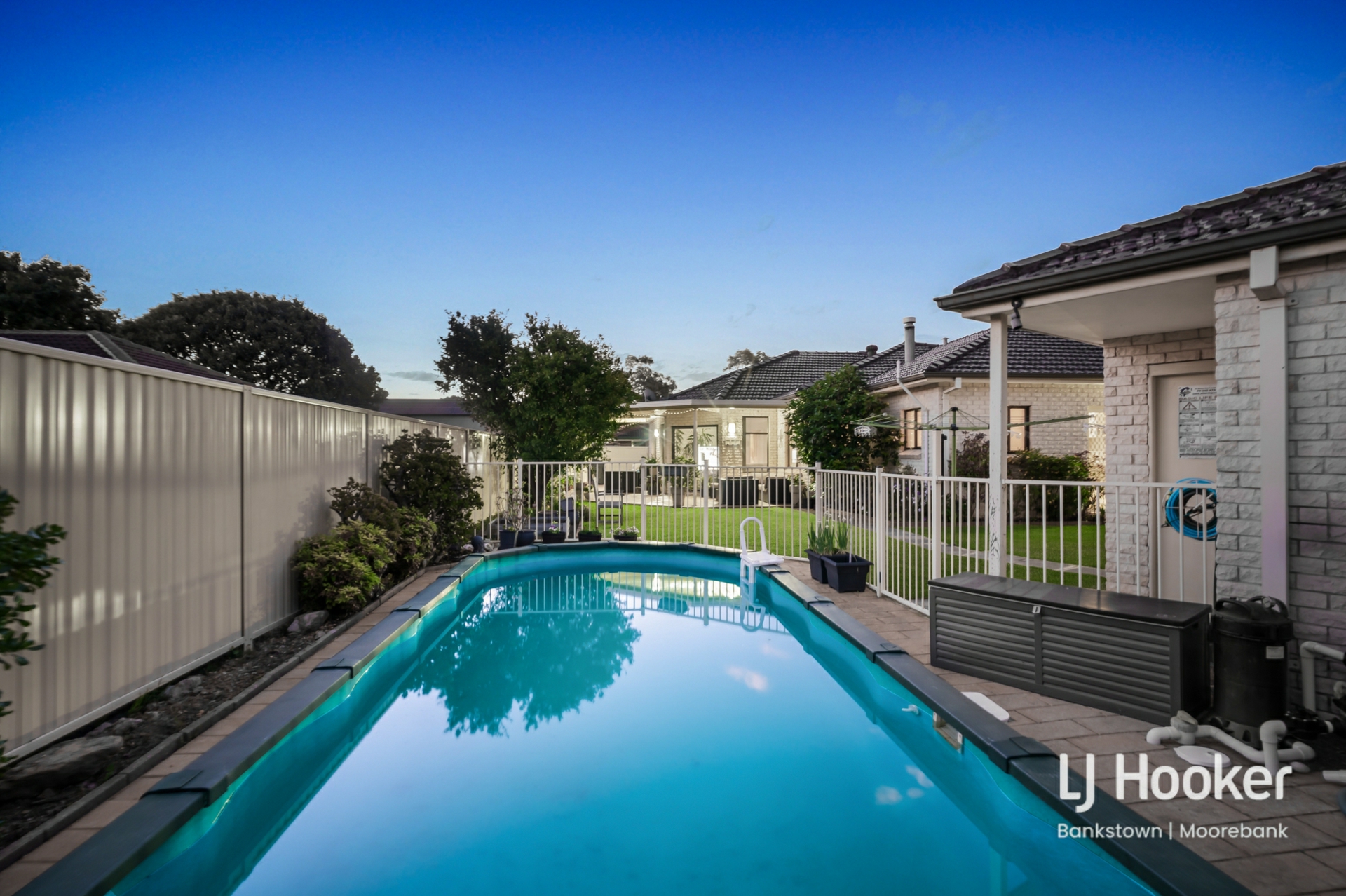 27 Ancura Court, WATTLE GROVE