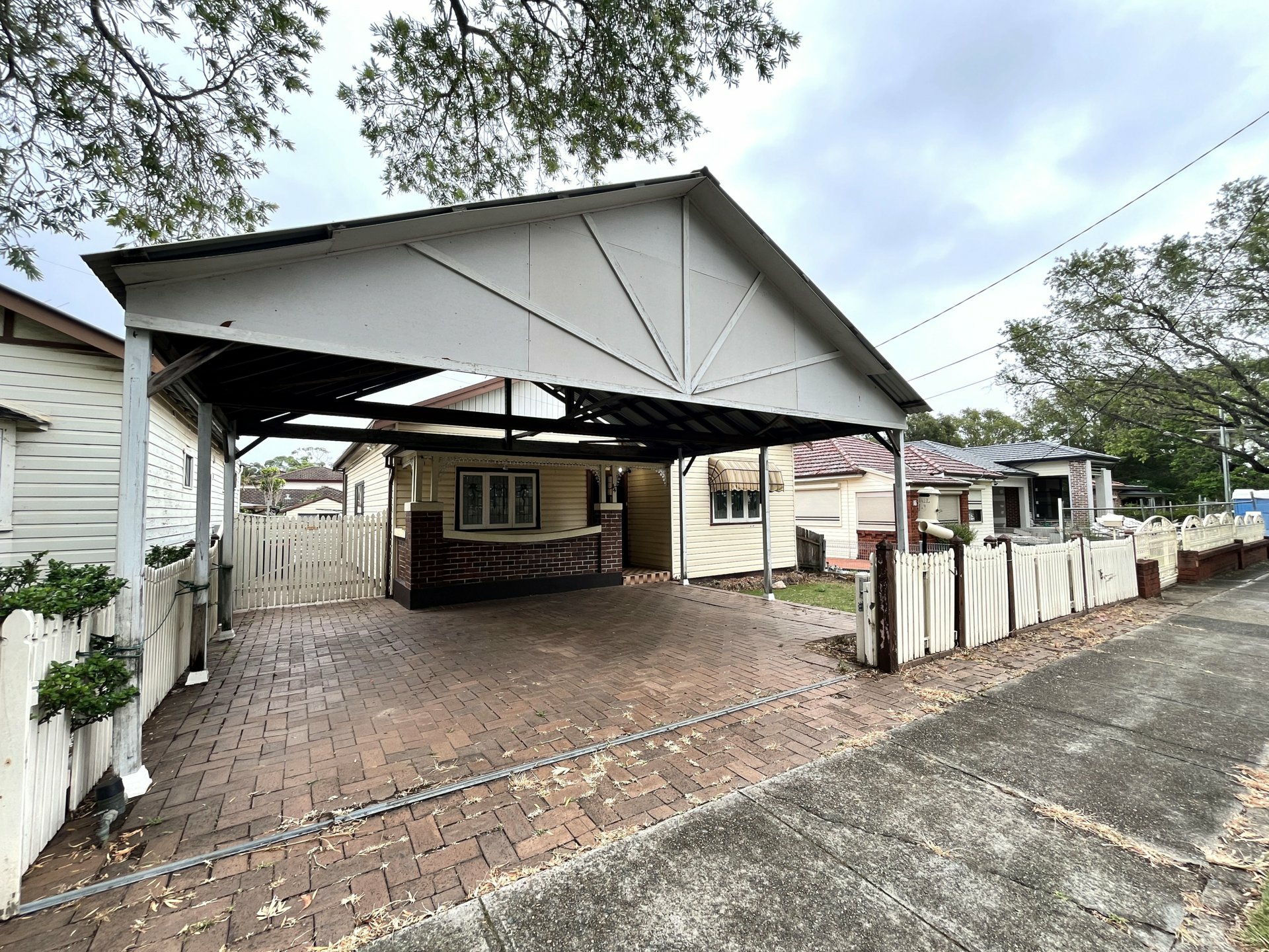 14 Farnell Rd, YAGOONA