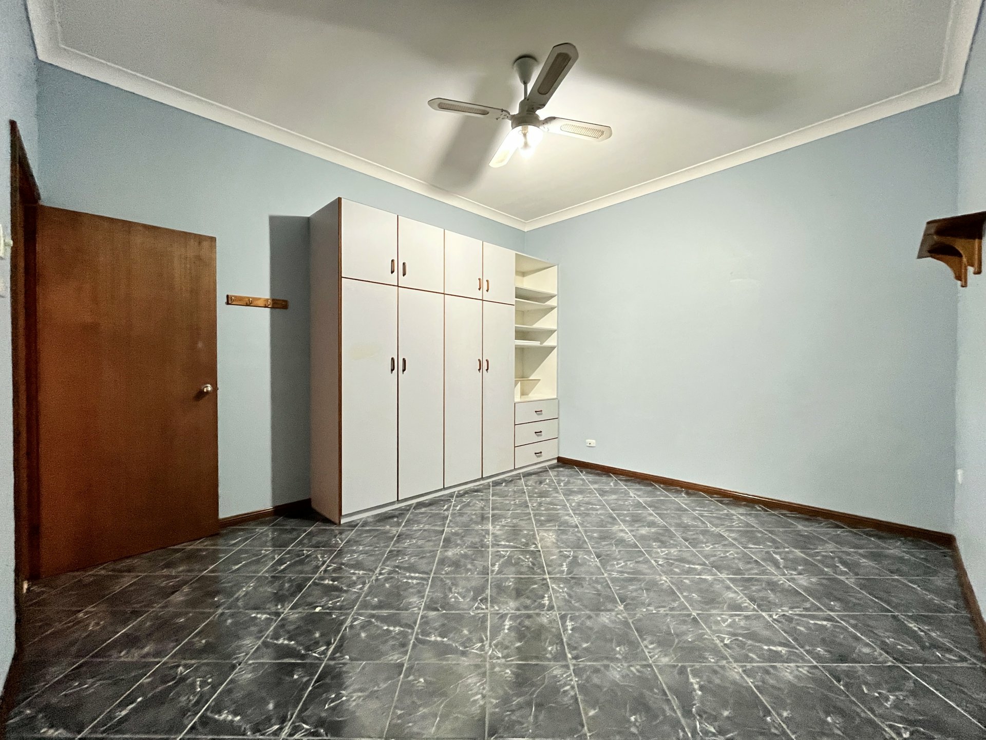 14 Farnell Rd, YAGOONA