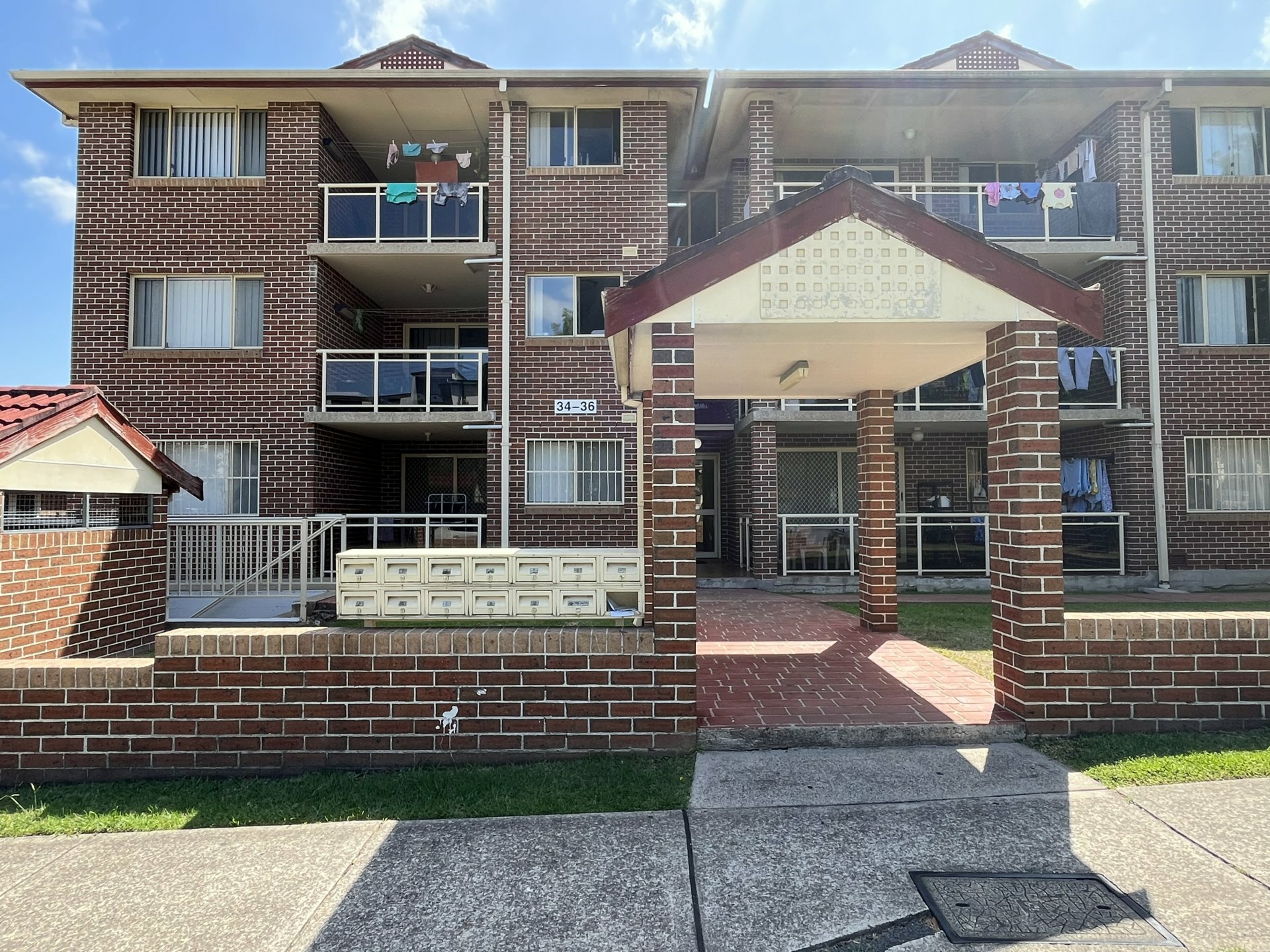 11/34-36 Reynolds Avenue — photo from LJ Hooker Bankstown