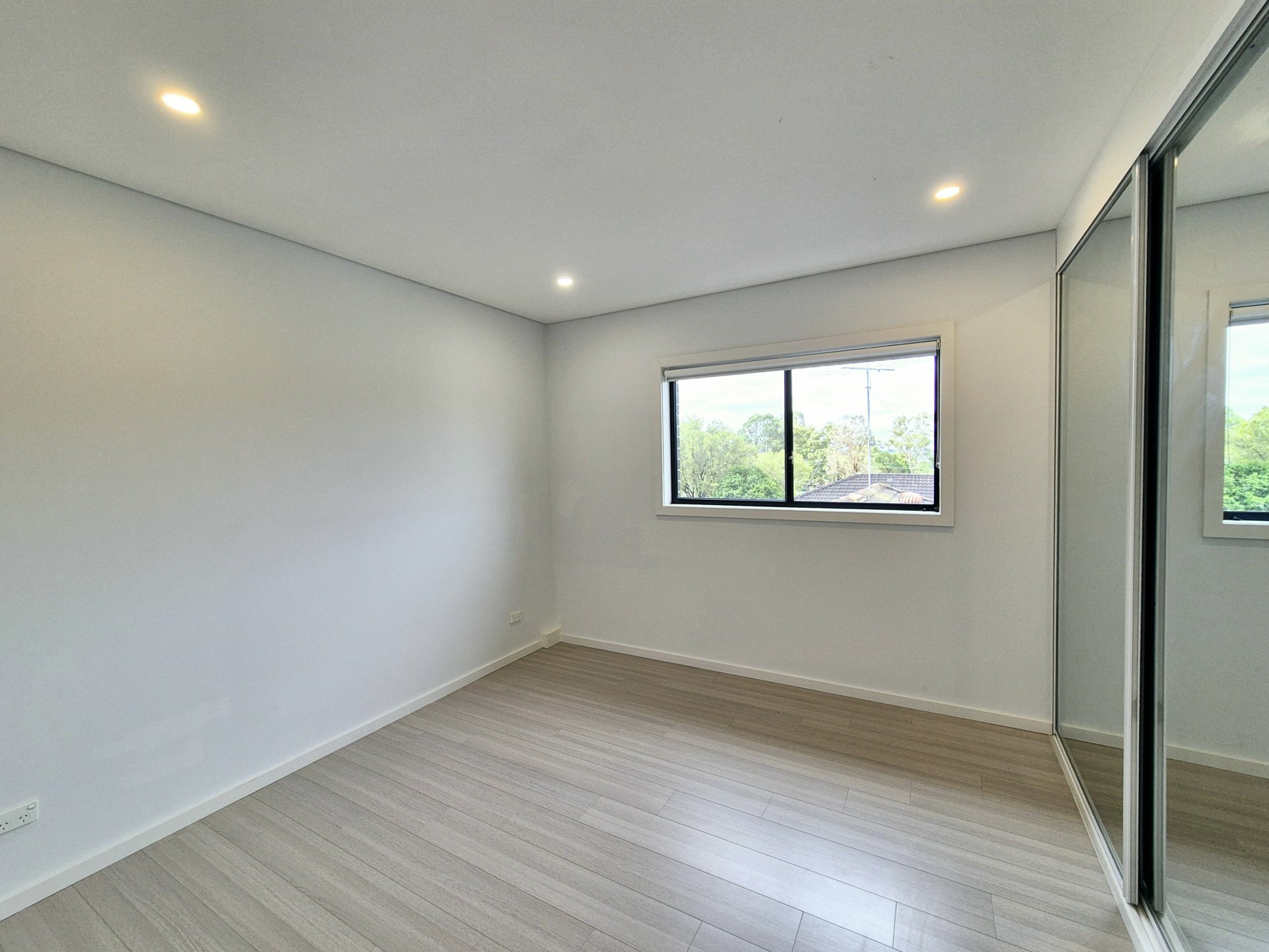 13 Farrell Road — photo 8 of 12
