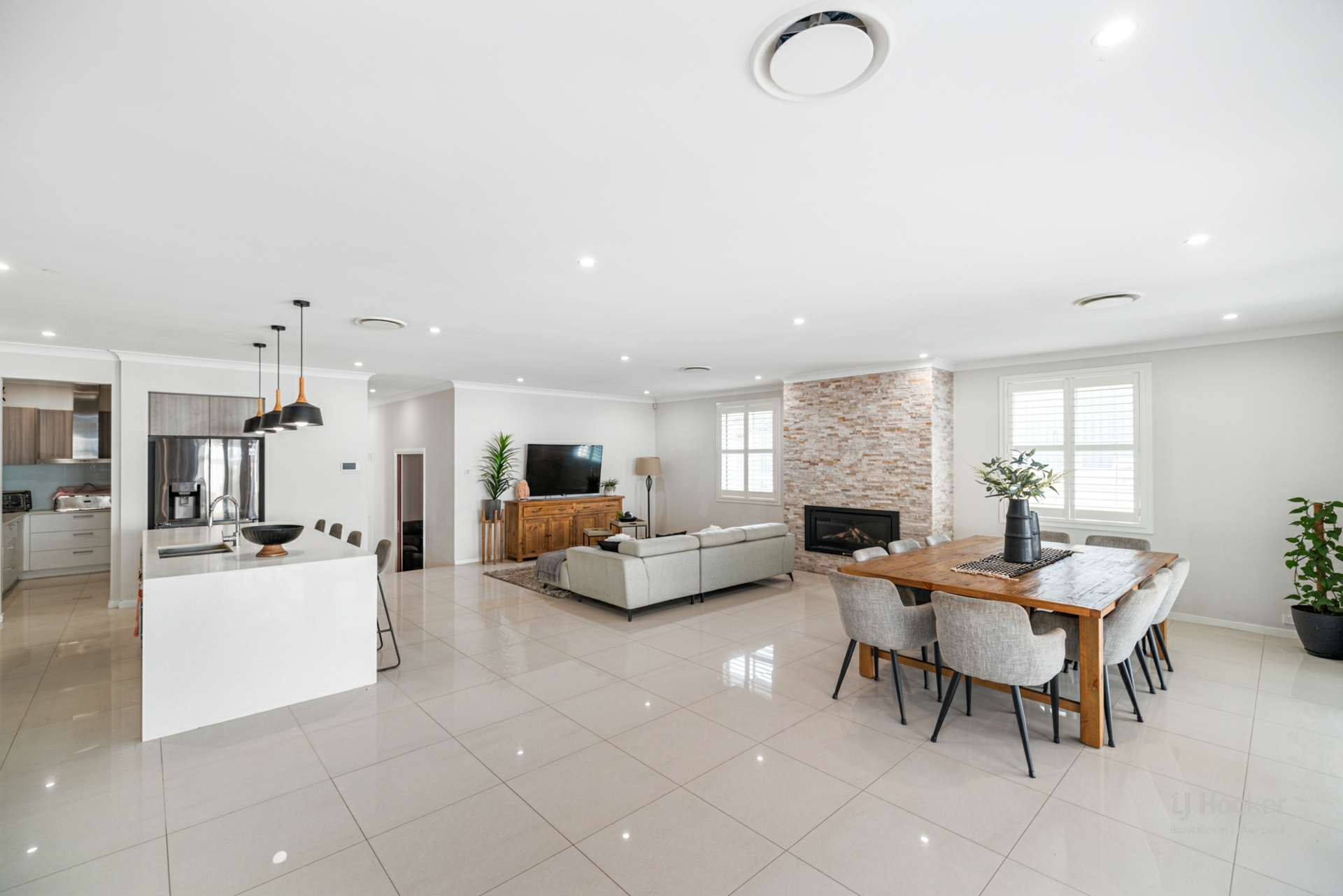 6 Price Ridge, LEPPINGTON