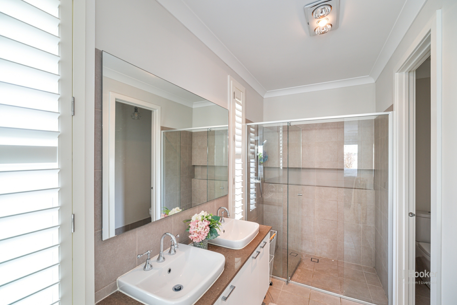 6 Price Ridge, LEPPINGTON