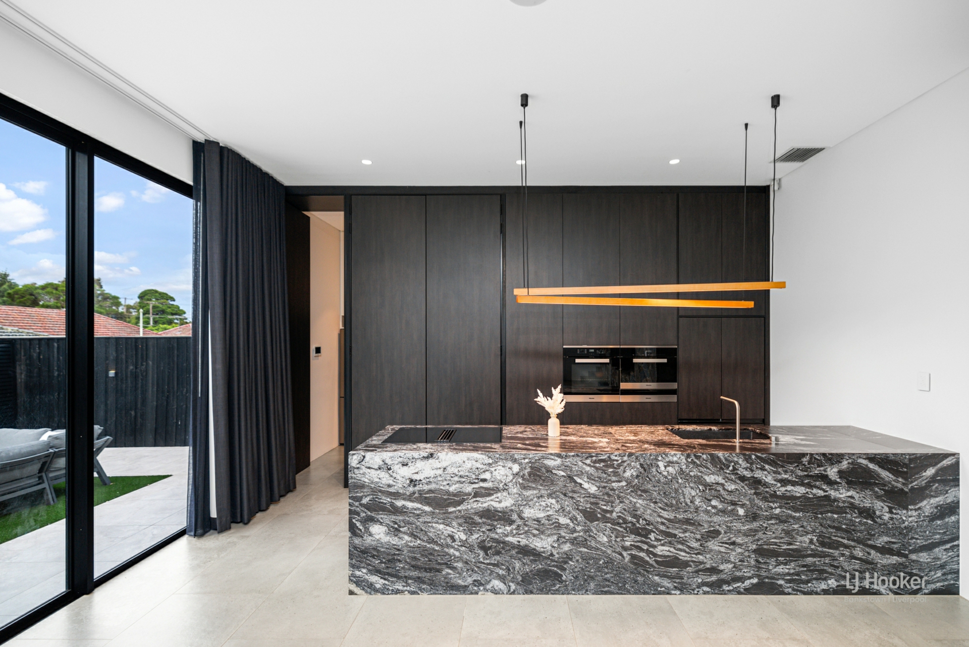 10 Lilydale Avenue, PEAKHURST