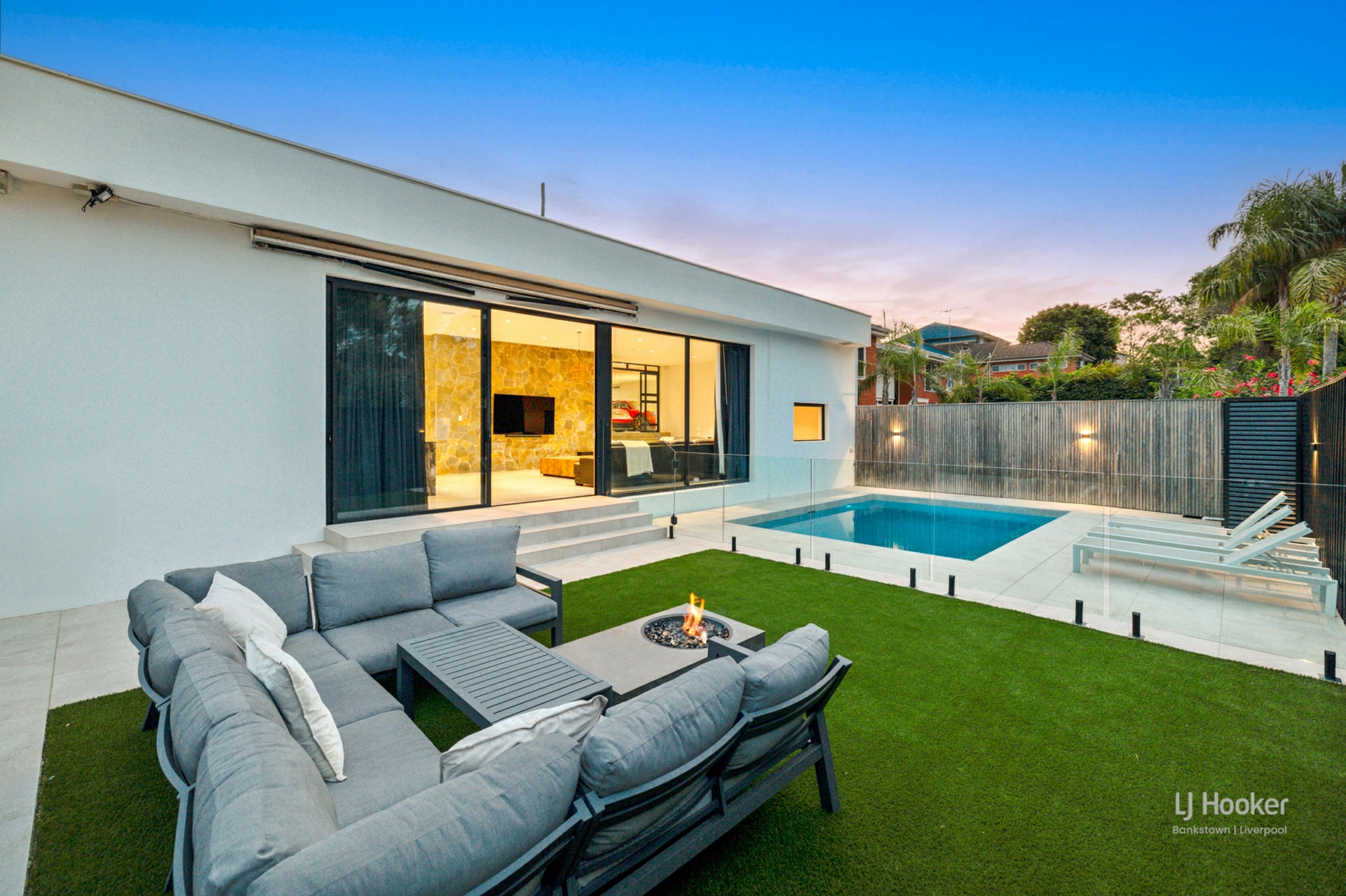 10 Lilydale Avenue, PEAKHURST