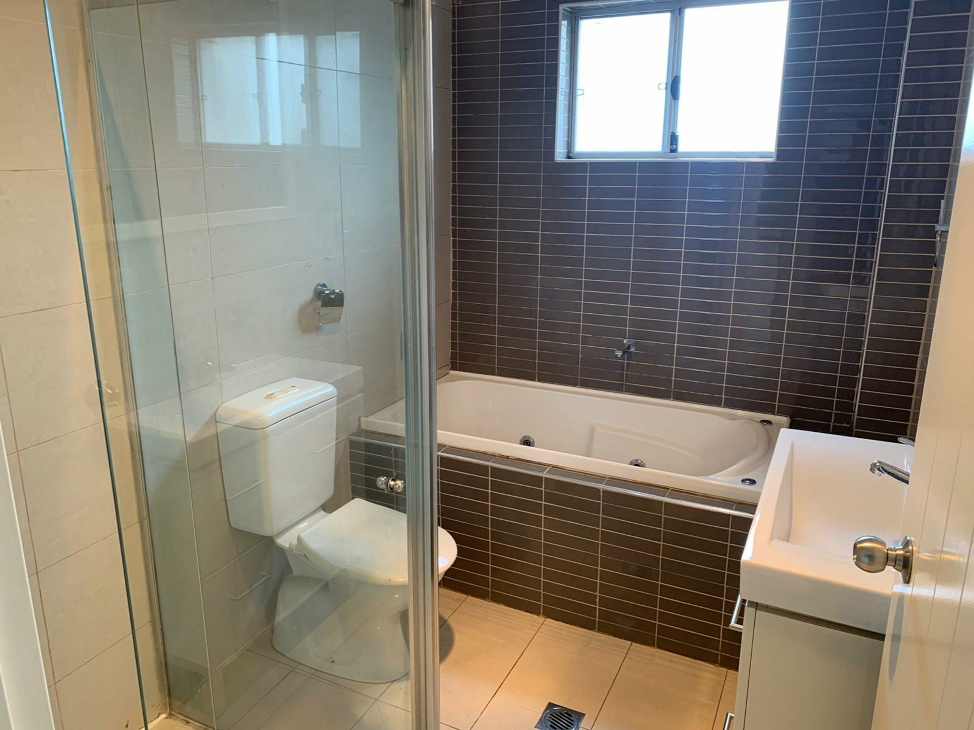 112 Highview Avenue, GREENACRE
